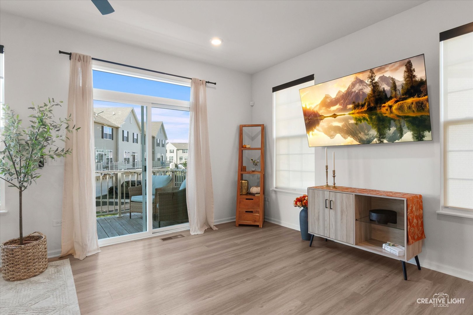 506 Creek Drive, Oswego, IL 60543