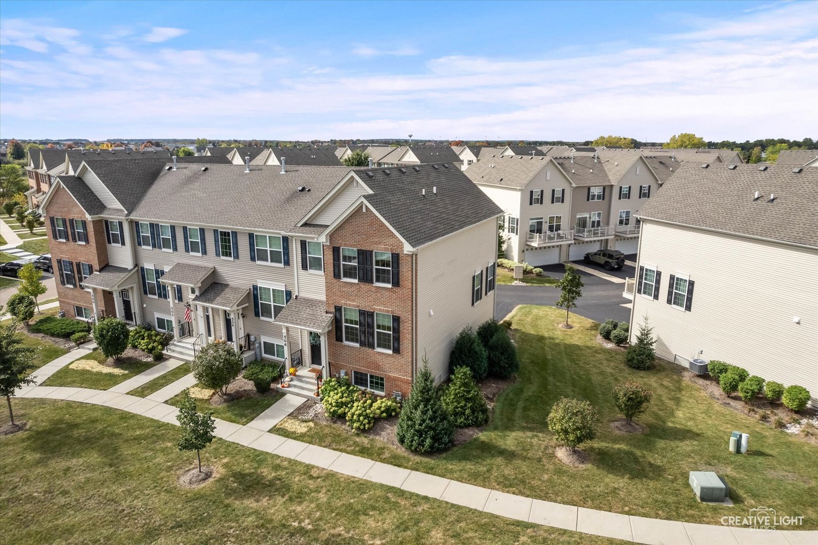 506 Creek Drive, Oswego, IL 60543