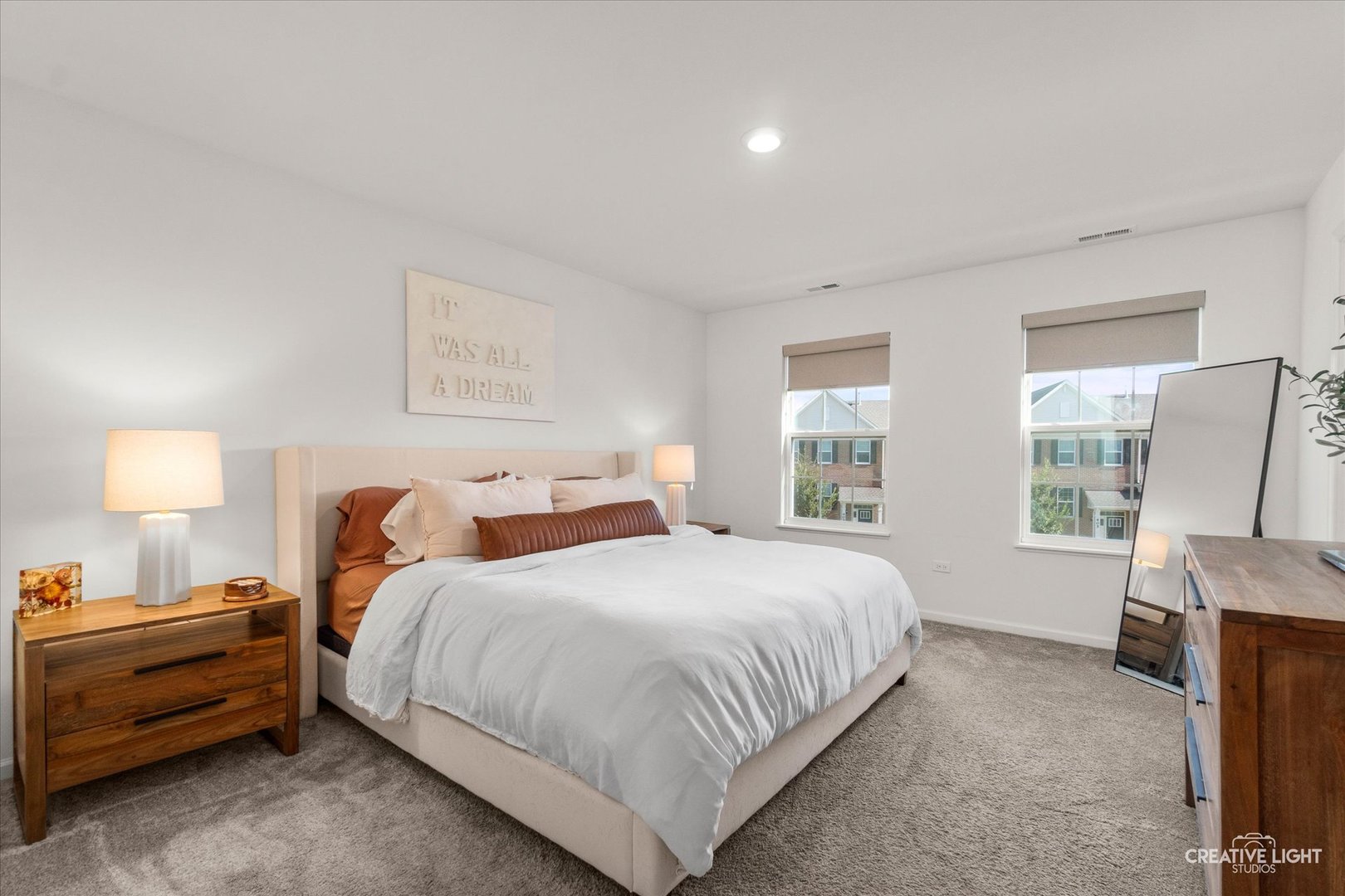 506 Creek Drive, Oswego, IL 60543