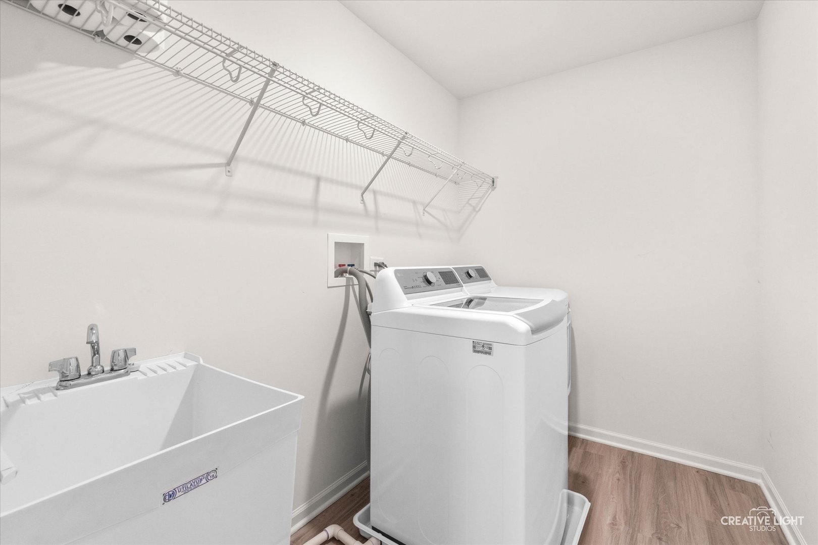 506 Creek Drive, Oswego, IL 60543