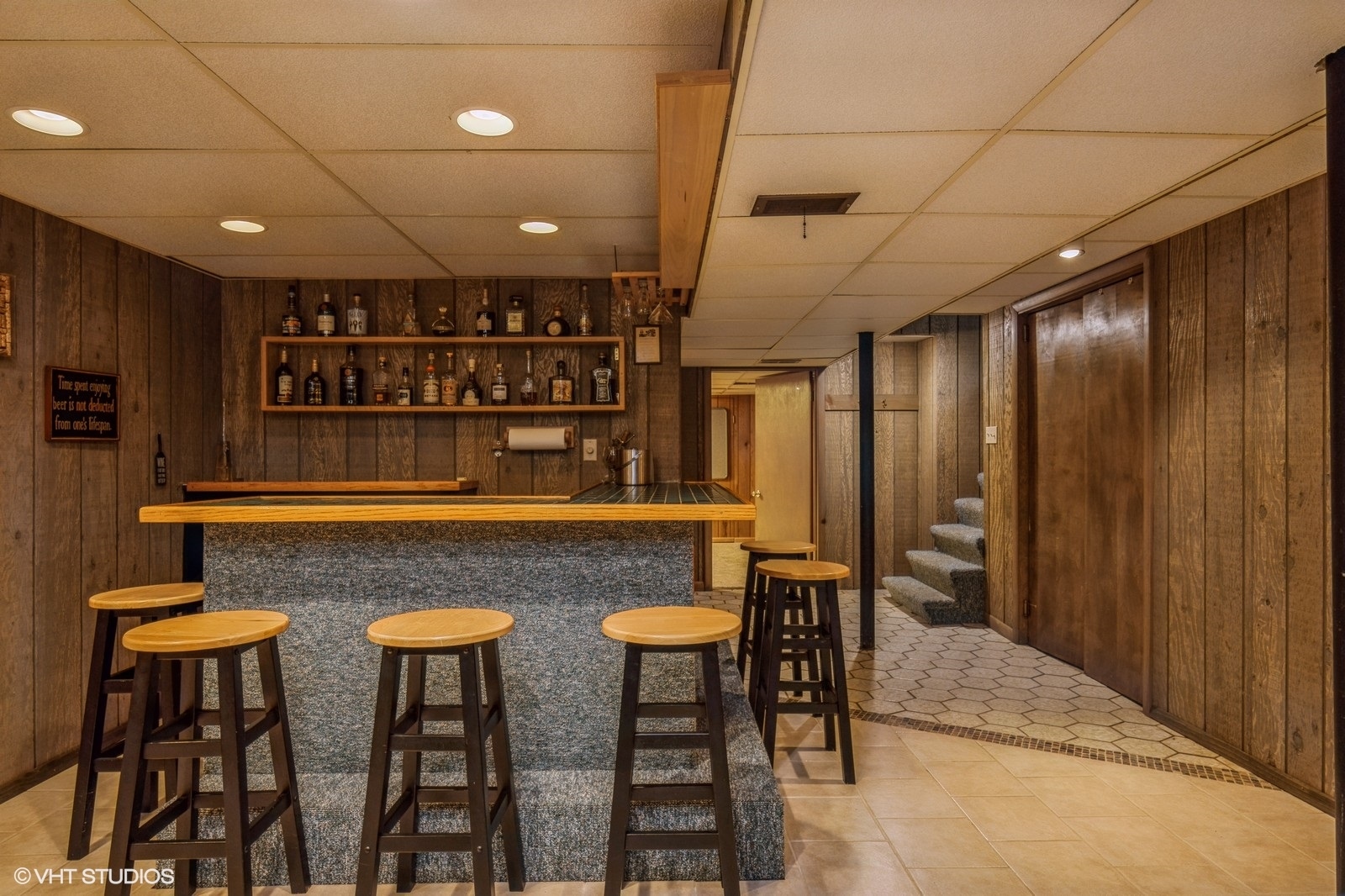 2530 Donald Court, Glenview, IL 60025