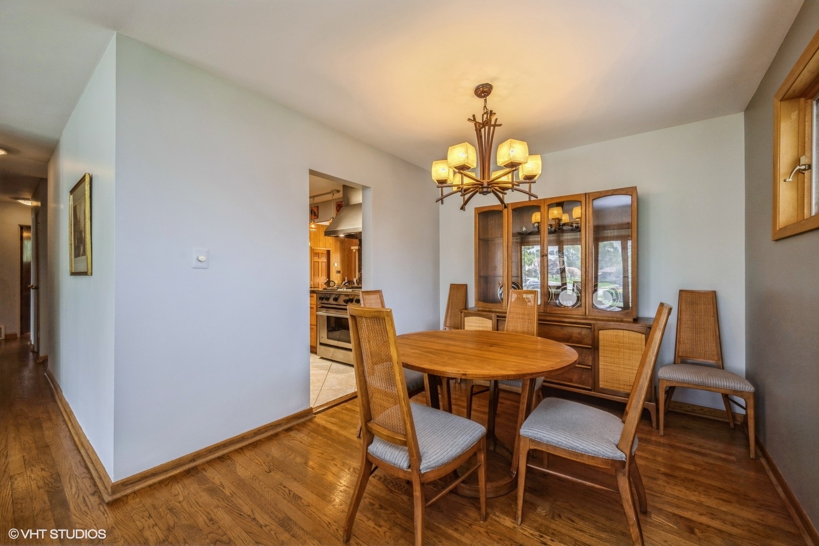 2530 Donald Court, Glenview, IL 60025