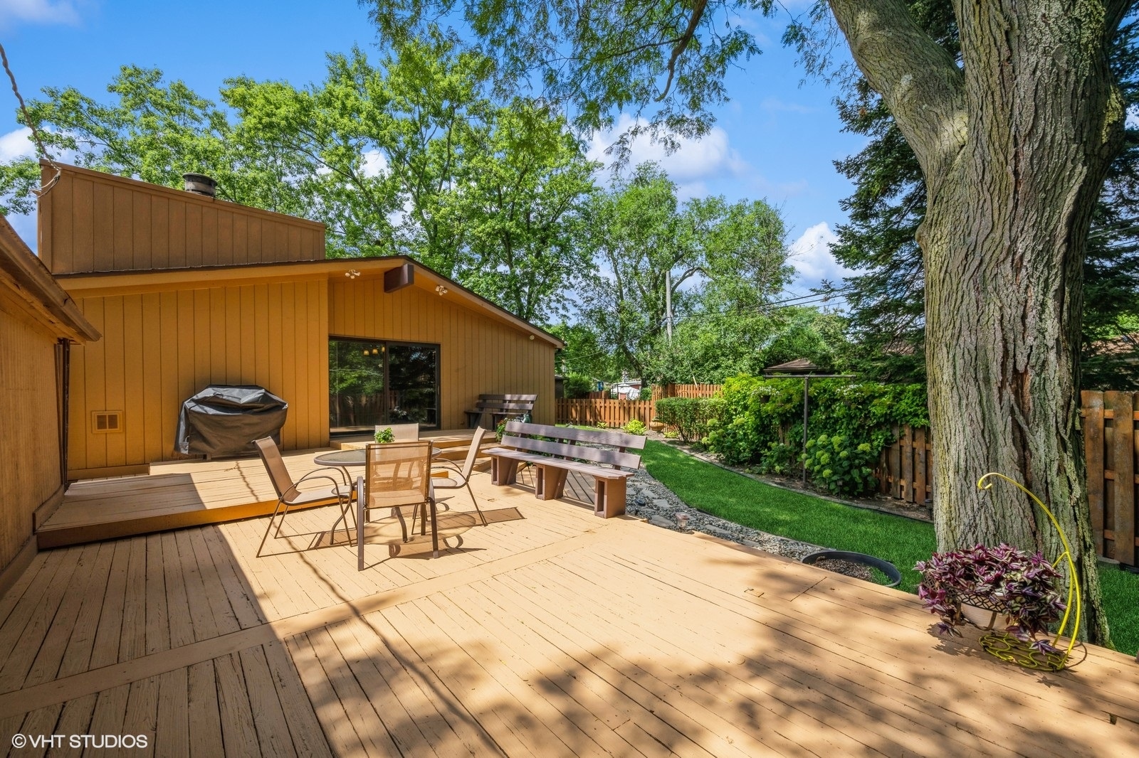 2530 Donald Court, Glenview, IL 60025