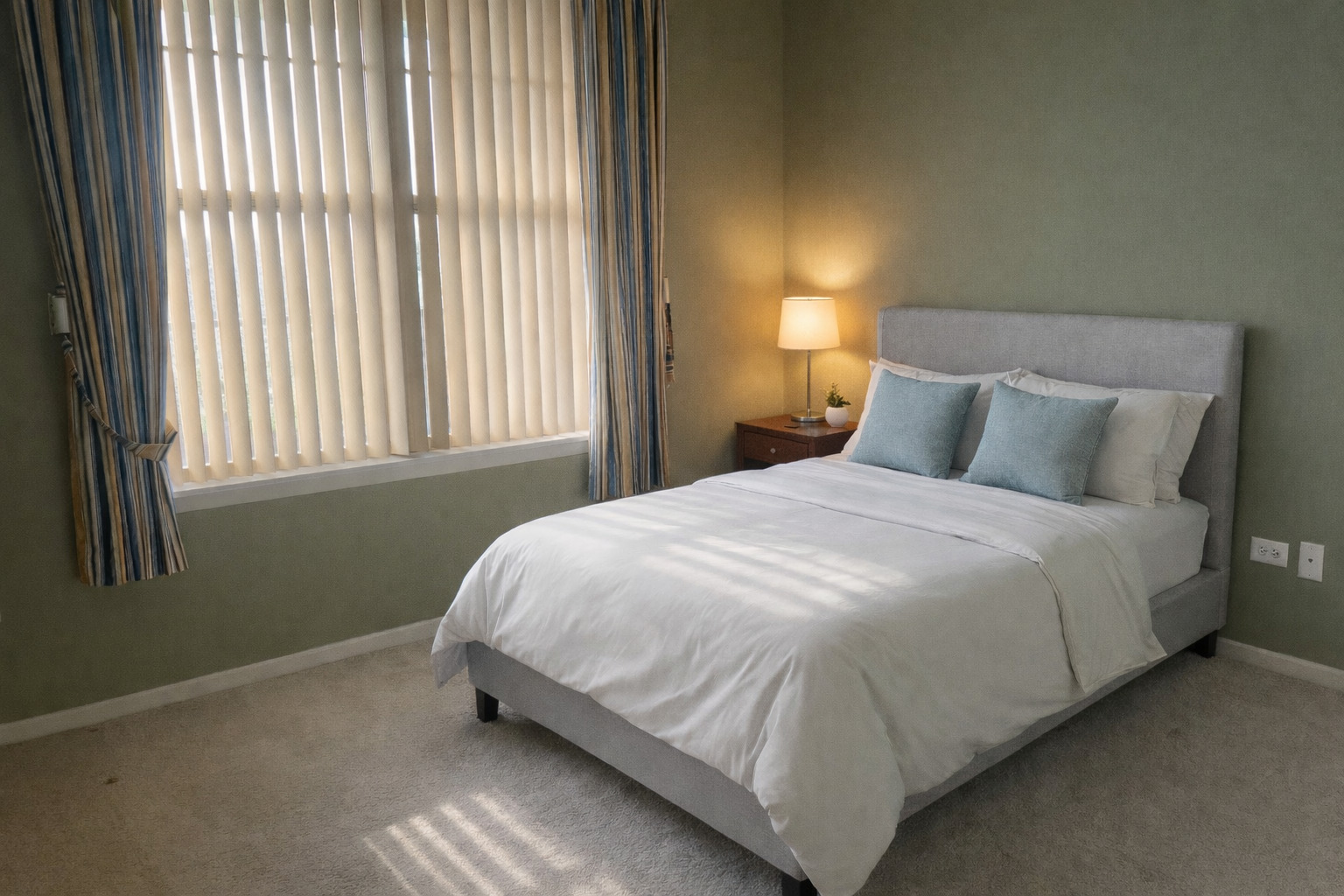 511 Prestwick Lane #406, Wheeling, IL 60090