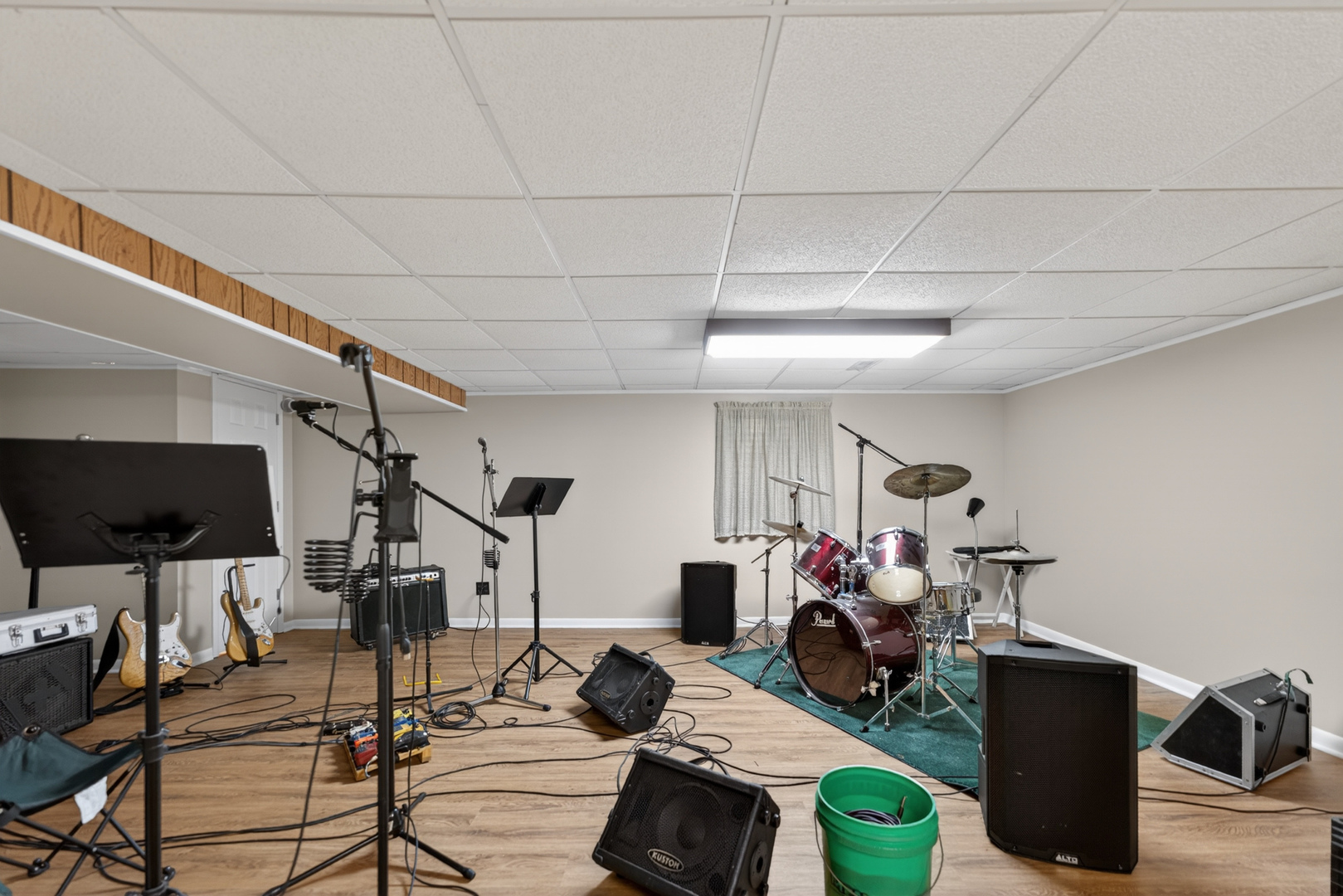 236 Saugus Lane, Schaumburg, IL 60173