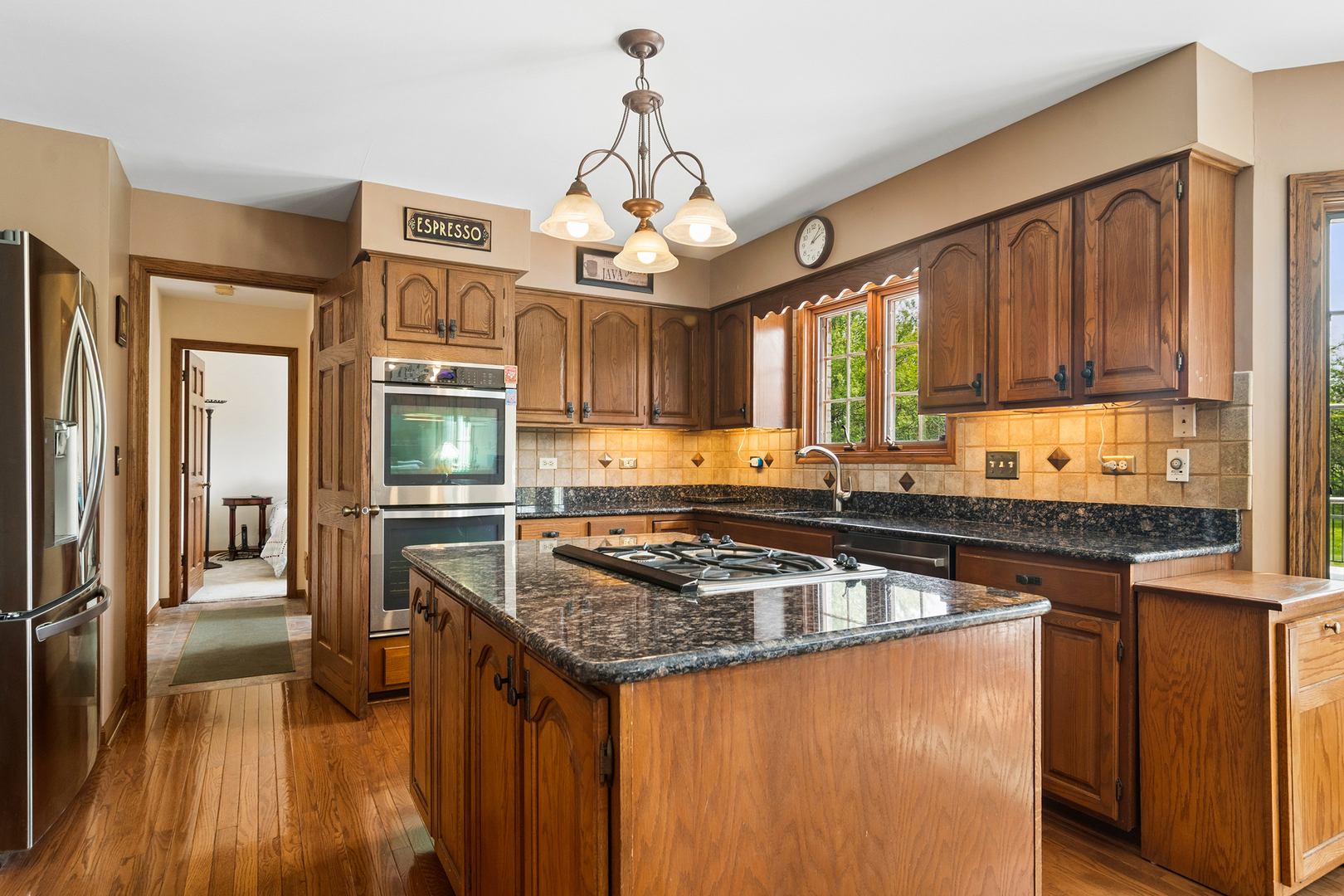 305 Anne Court, Prospect Heights, IL 60070