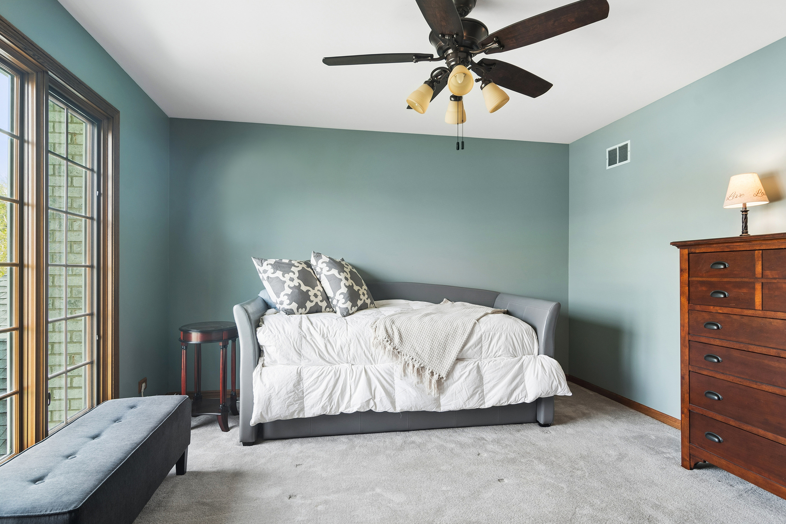 305 Anne Court, Prospect Heights, IL 60070