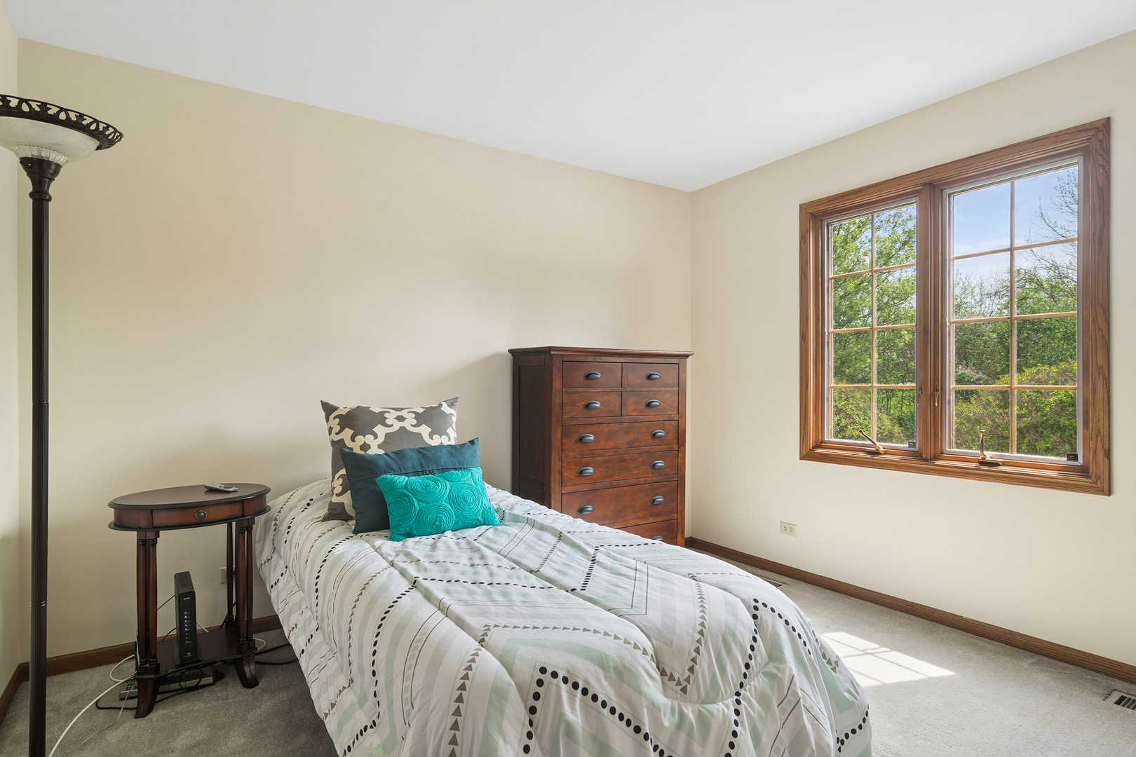 305 Anne Court, Prospect Heights, IL 60070