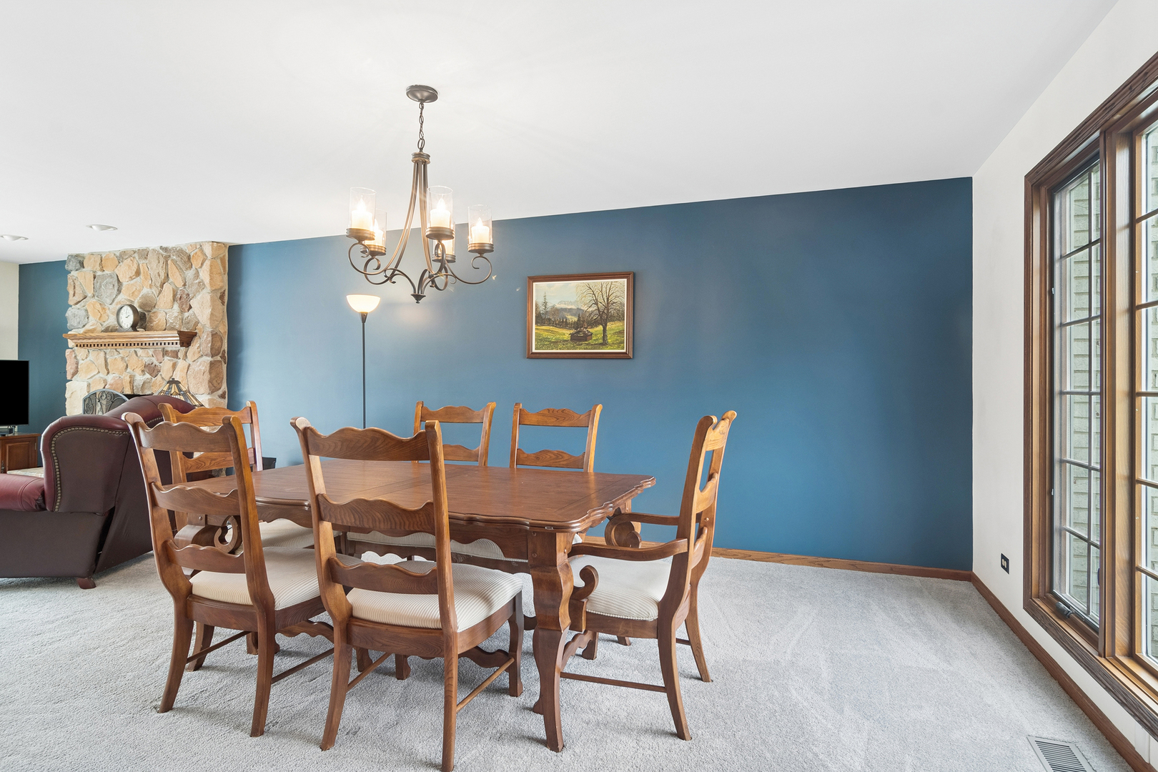 305 Anne Court, Prospect Heights, IL 60070