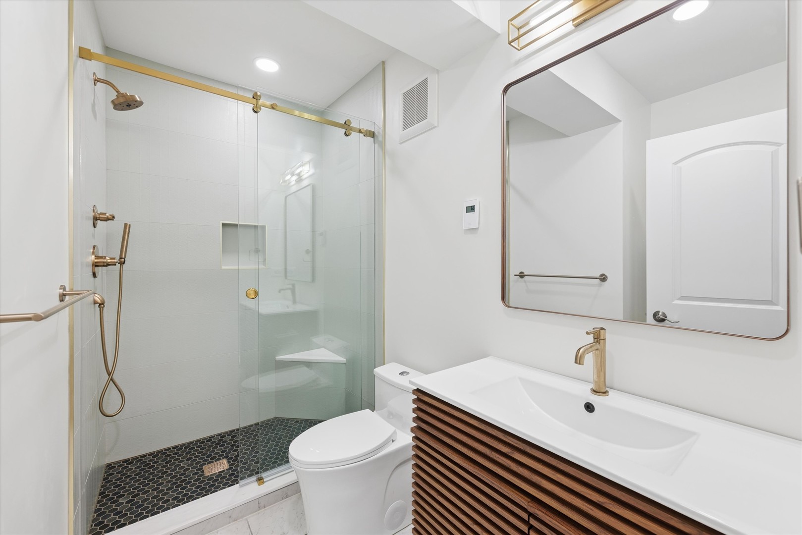 700 S Swain Avenue, Elmhurst, IL 60126