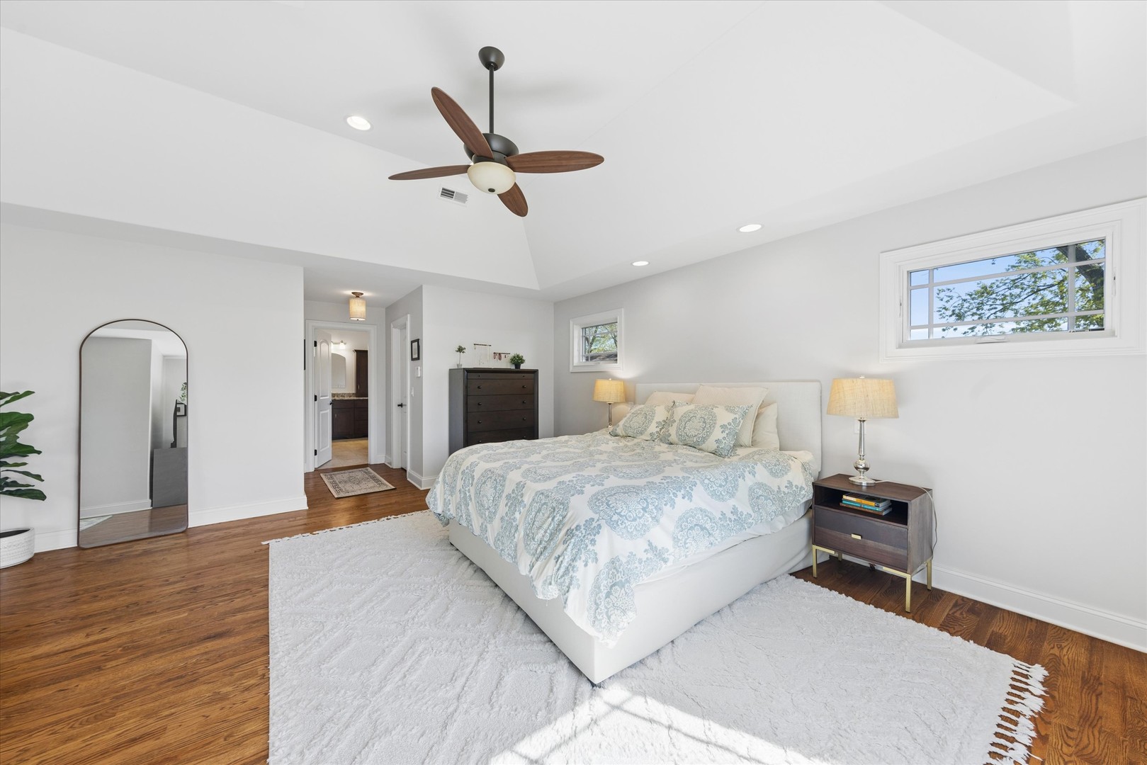 700 S Swain Avenue, Elmhurst, IL 60126