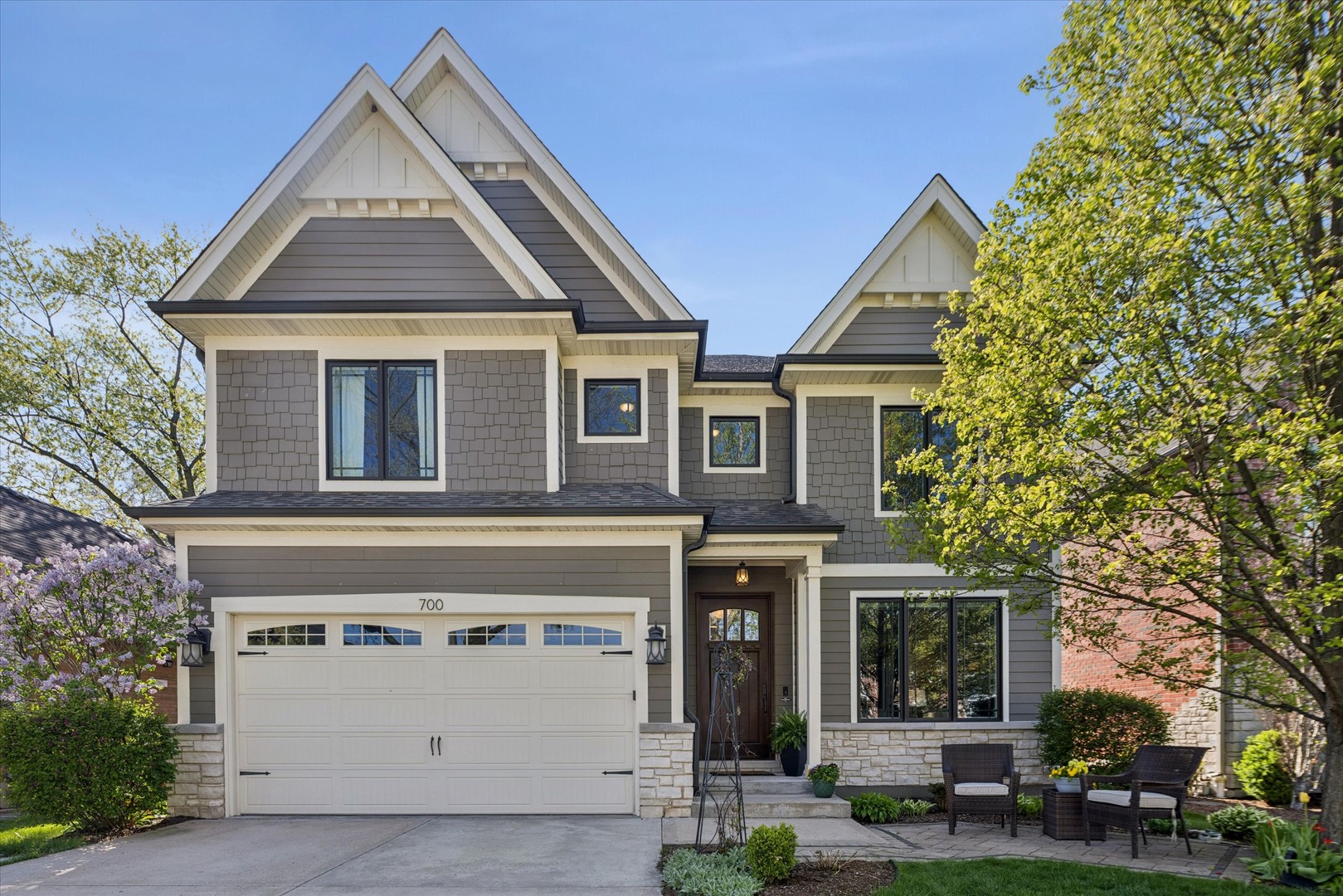 700 S Swain Avenue, Elmhurst, IL 60126