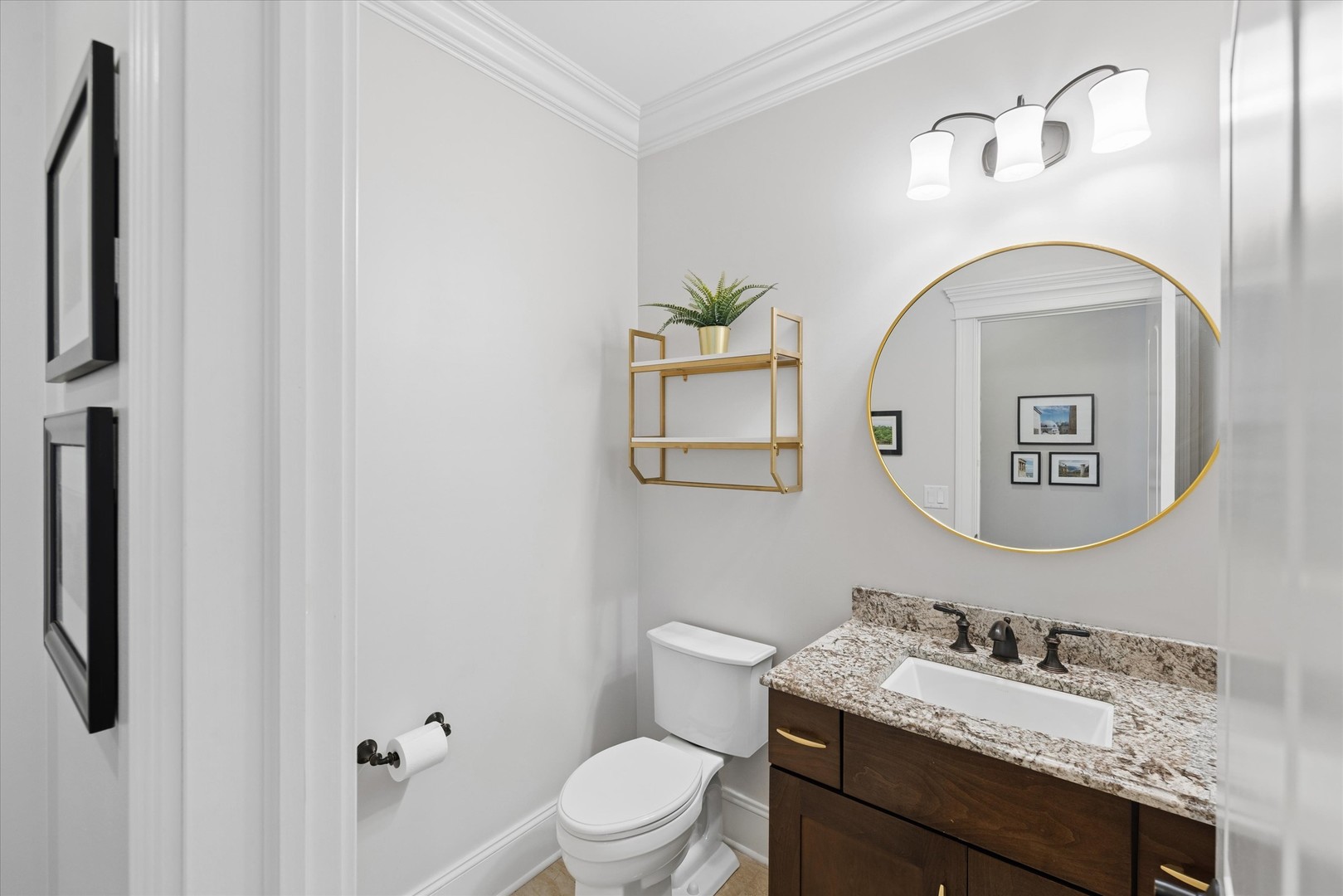 700 S Swain Avenue, Elmhurst, IL 60126