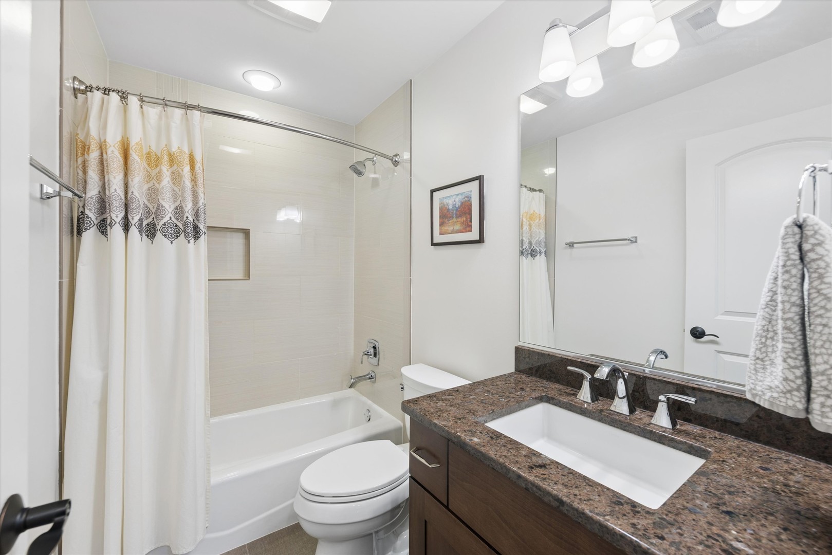 700 S Swain Avenue, Elmhurst, IL 60126