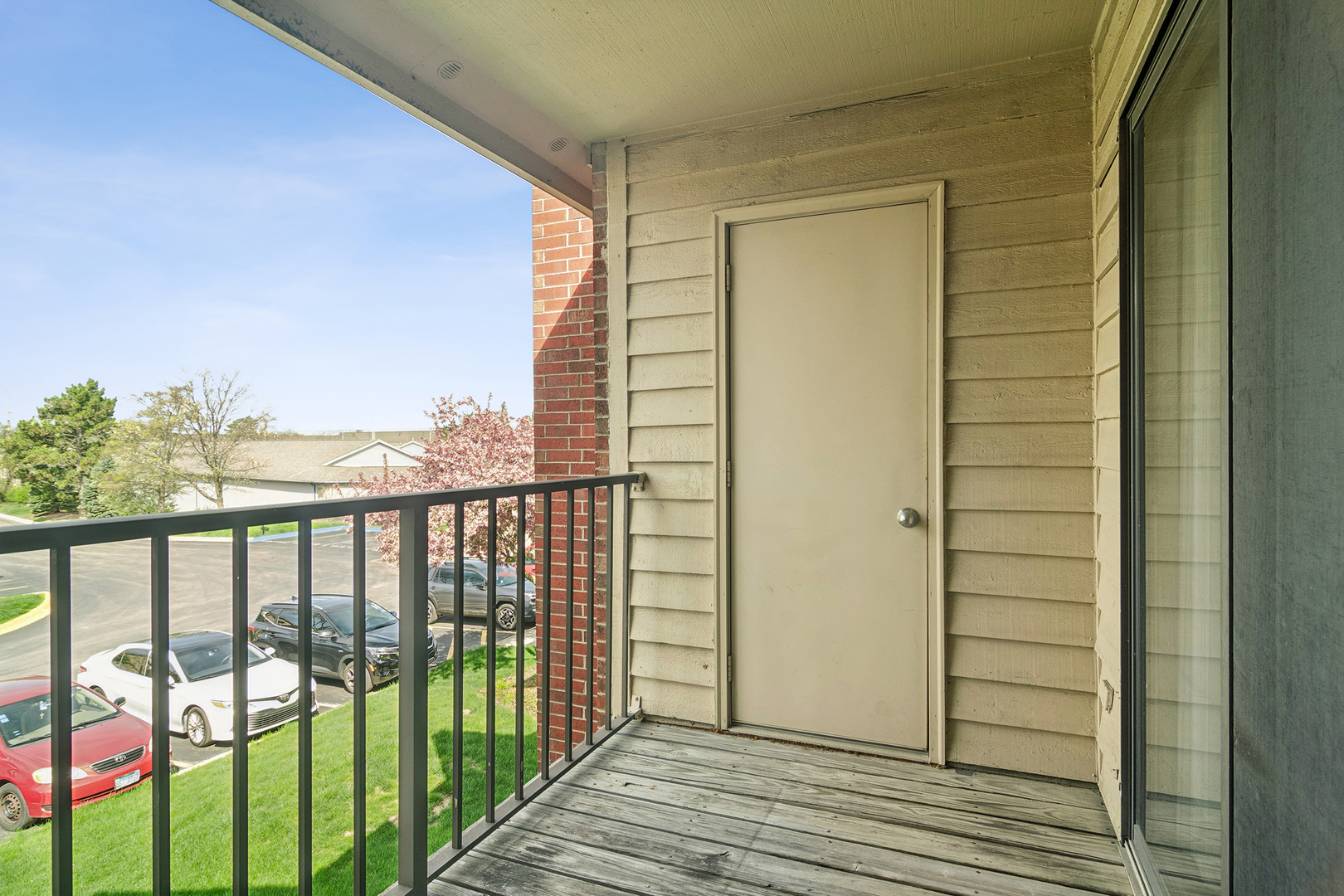 2060 N Rand Road #204, Palatine, IL 60074