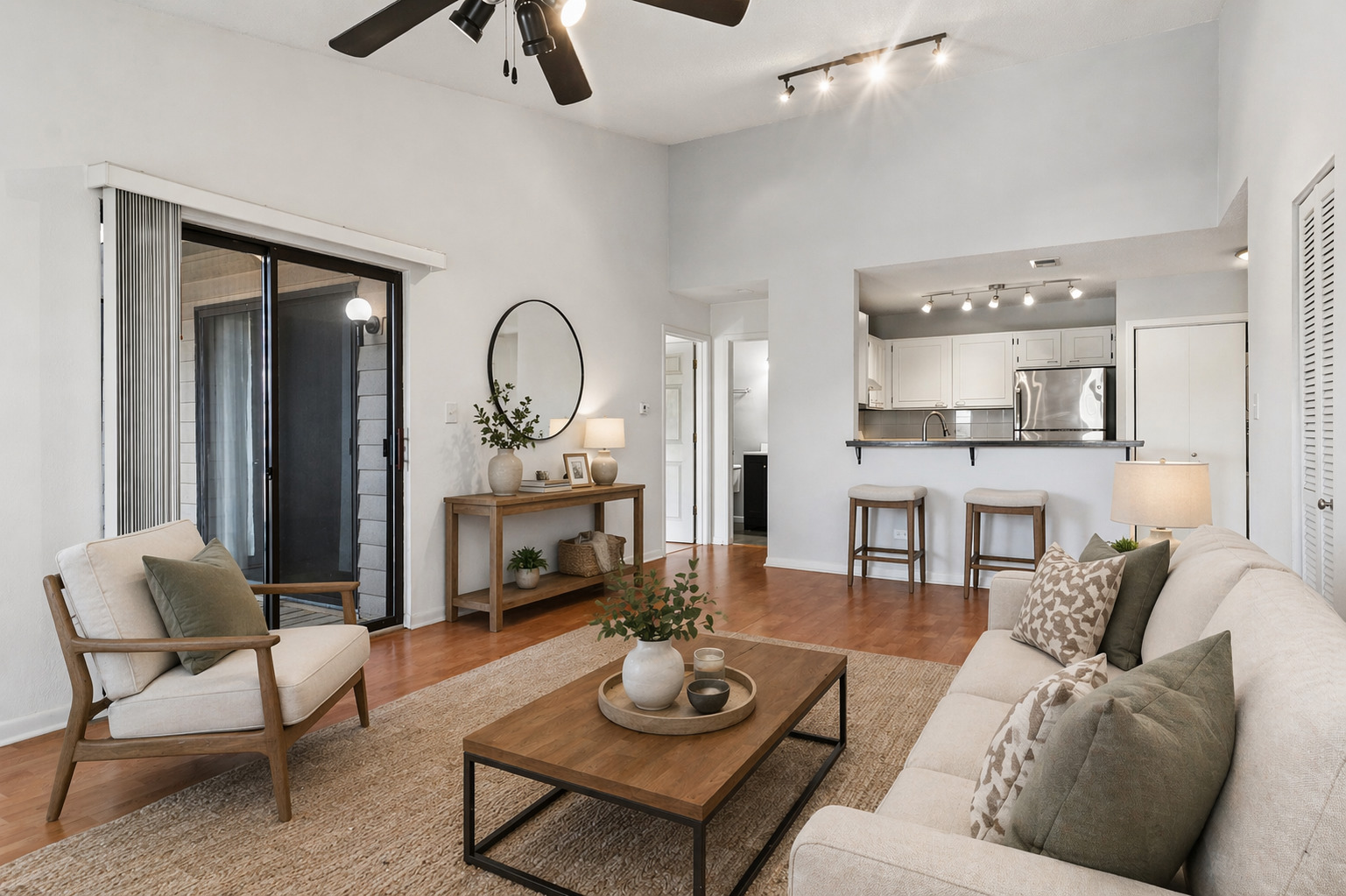 2060 N Rand Road #204, Palatine, IL 60074