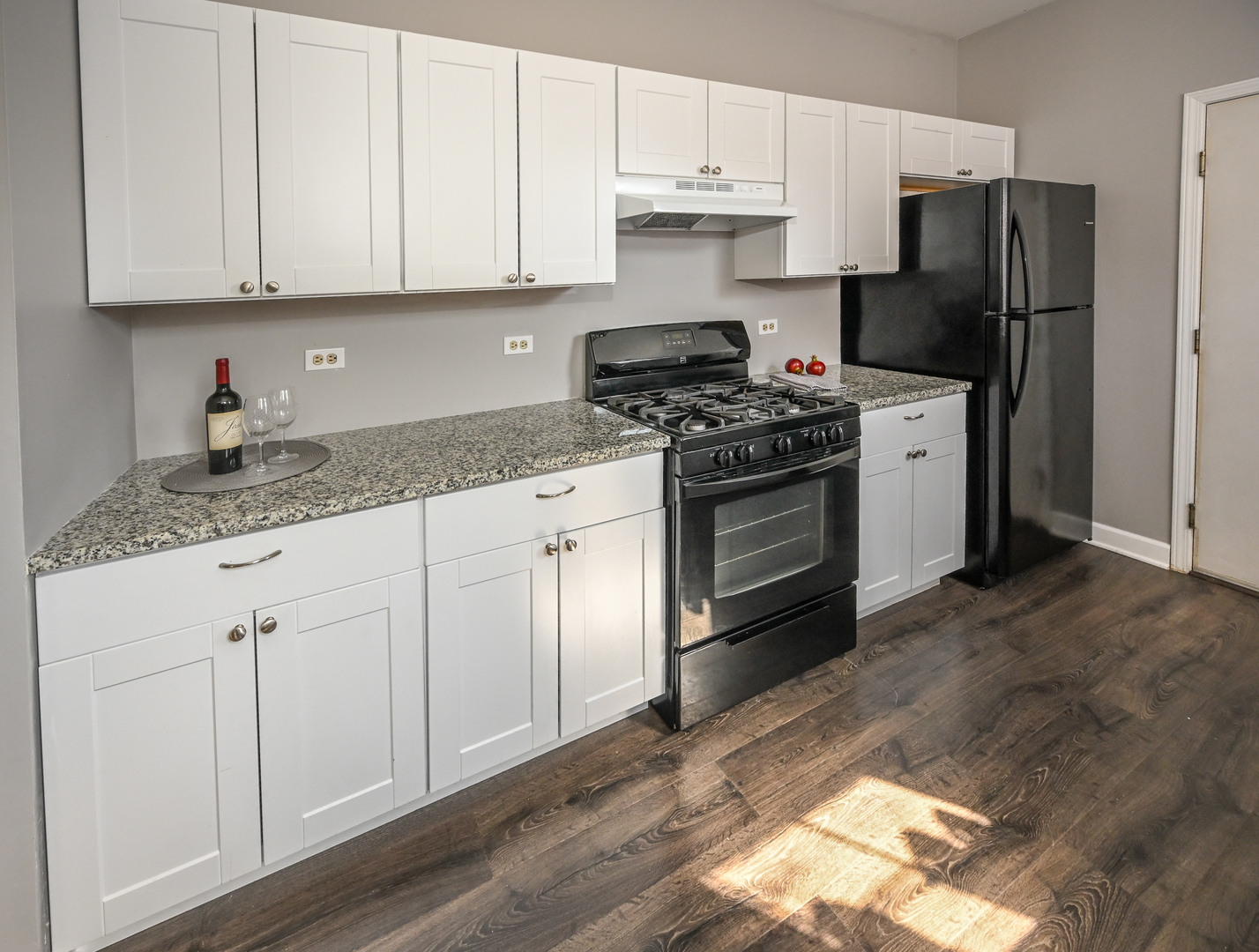 150 E Lake Ridge Drive, Glendale Heights, IL 60139