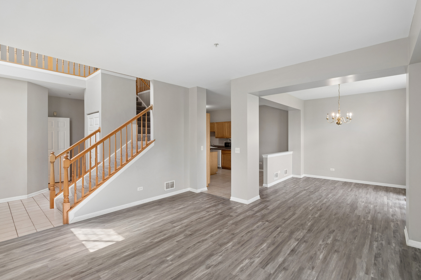 Hoffman Estates, IL 60192