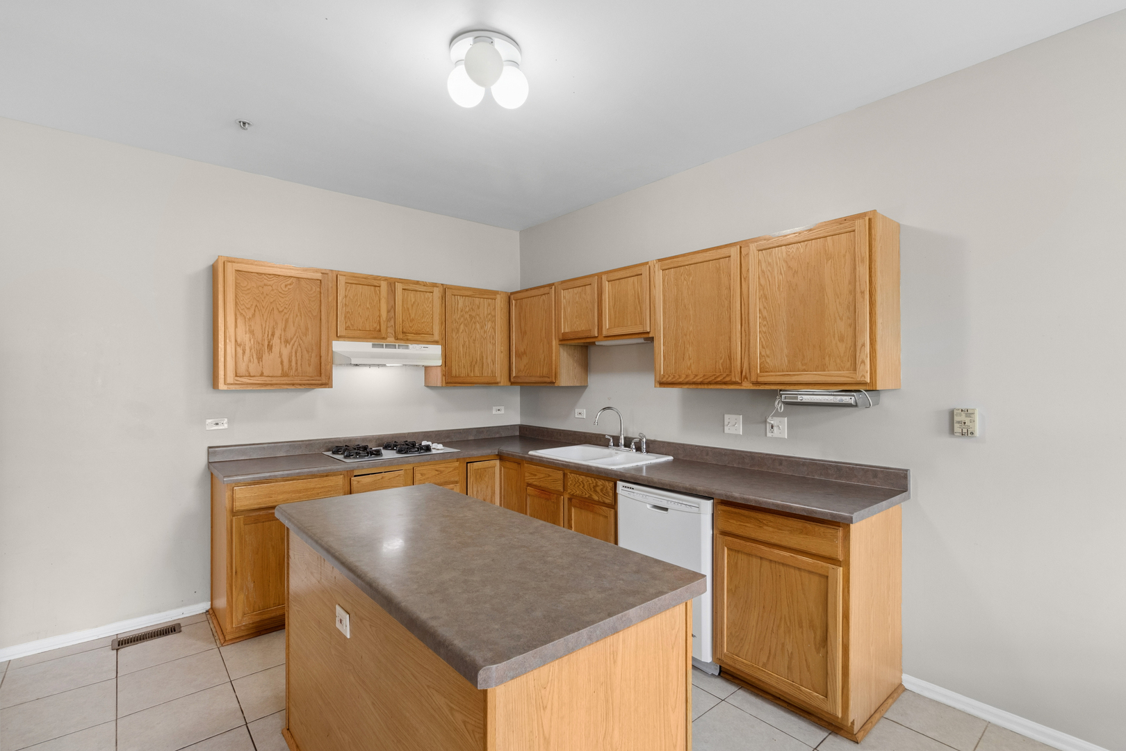 Hoffman Estates, IL 60192