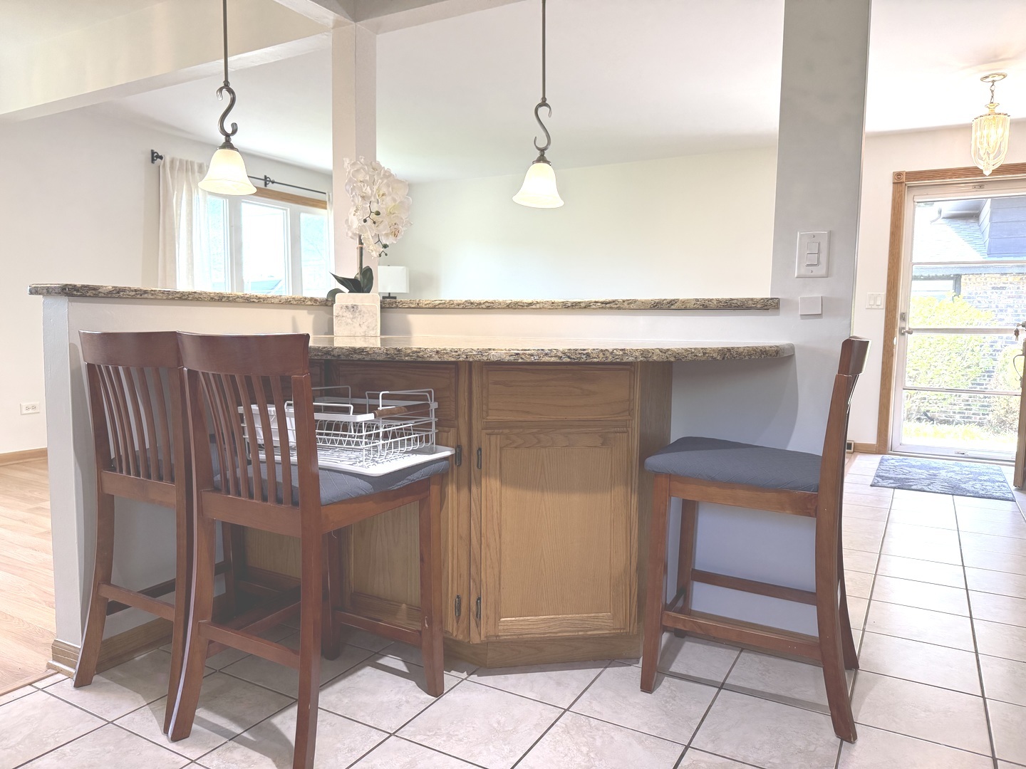 6944 W 106th Place, Worth, IL 60482