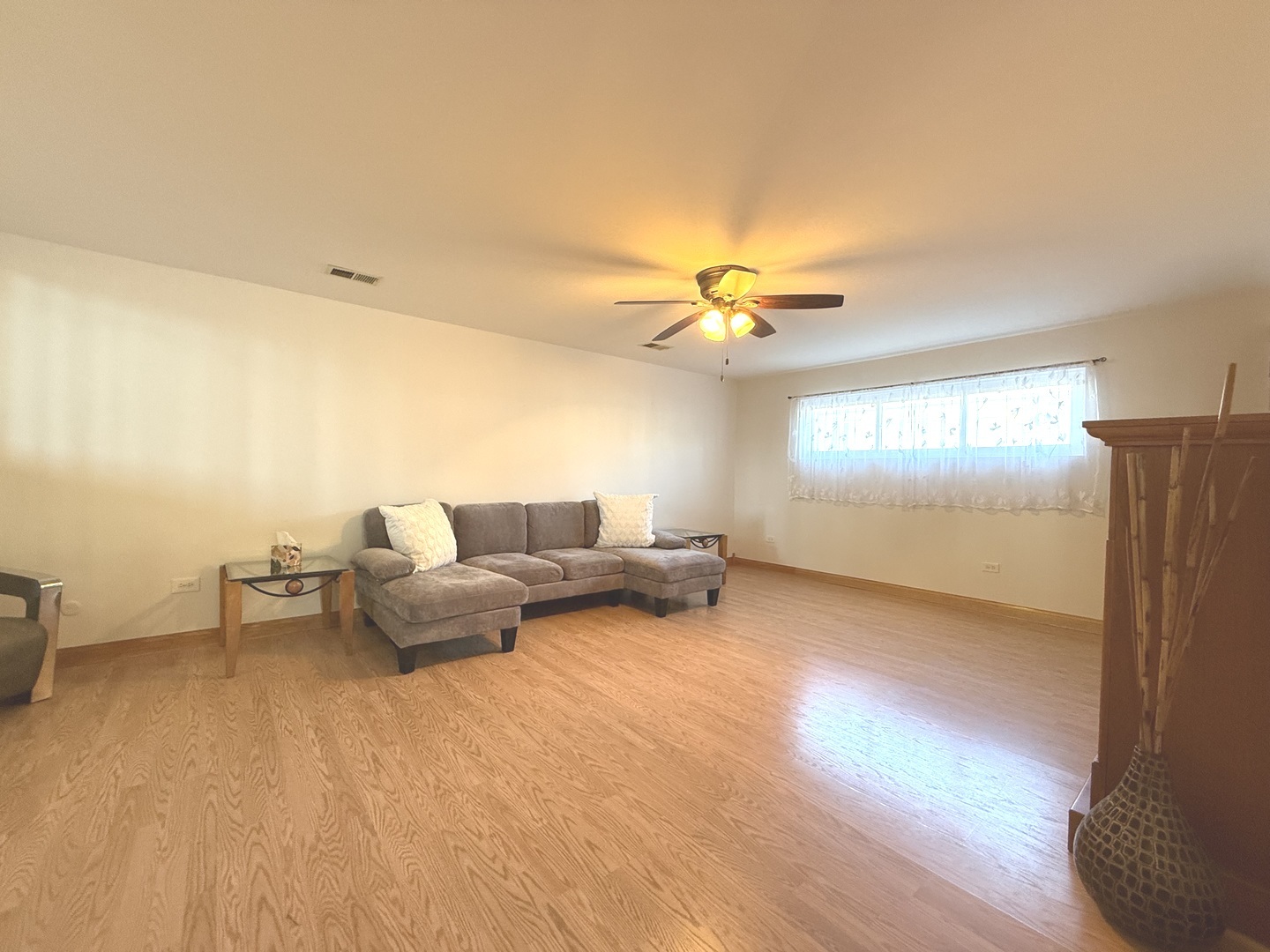 6944 W 106th Place, Worth, IL 60482