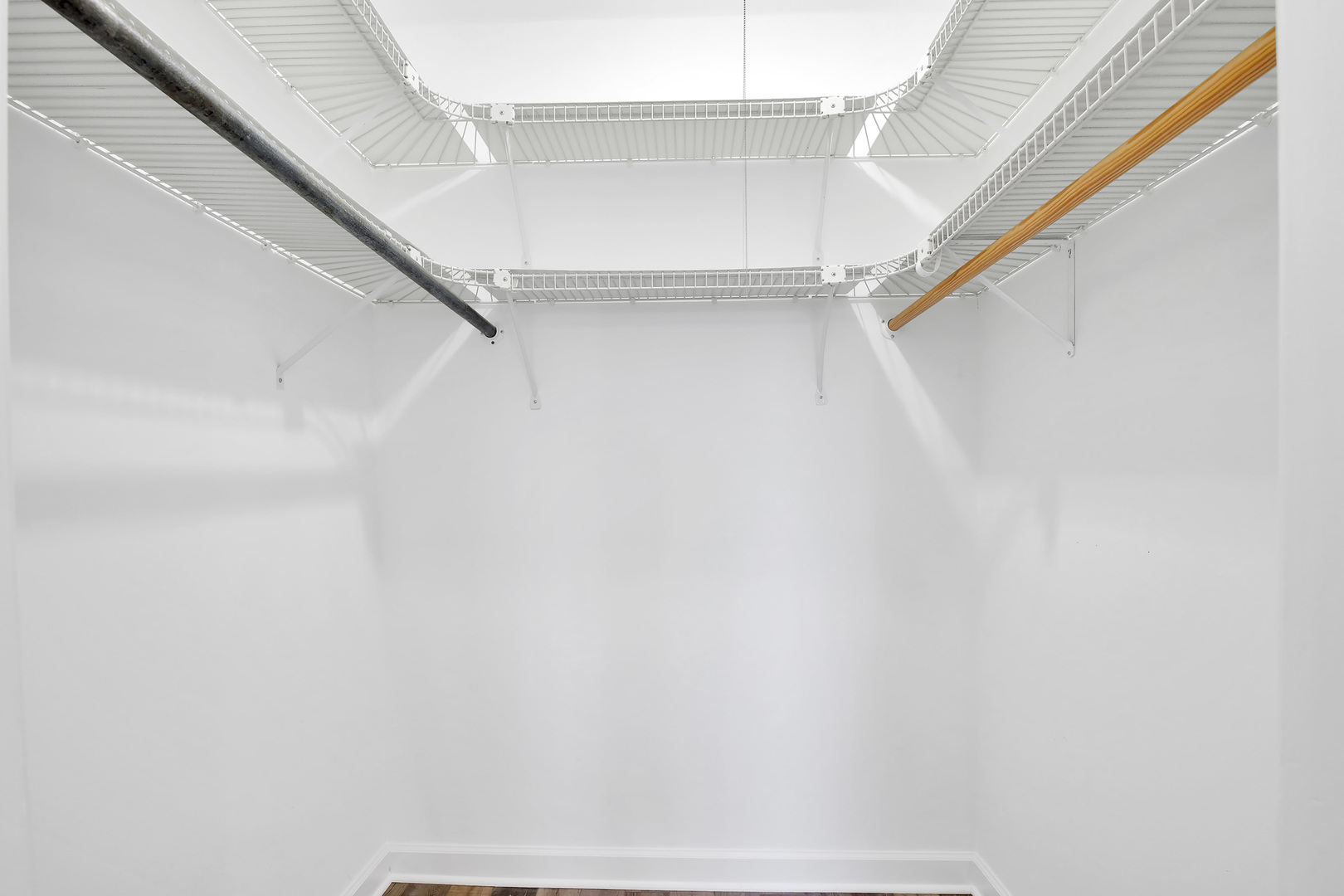 8970 N Parkside Avenue #418, Des Plaines, IL 60016