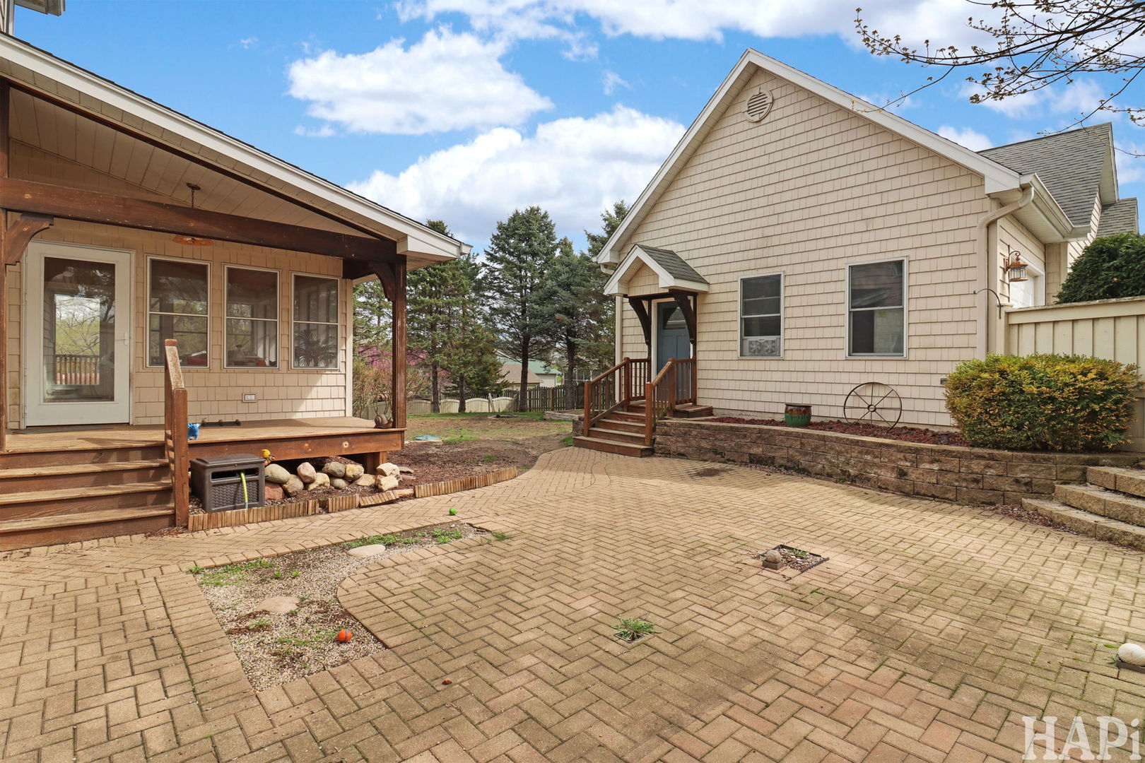 34899 N Park Drive, Ingleside, IL 60041