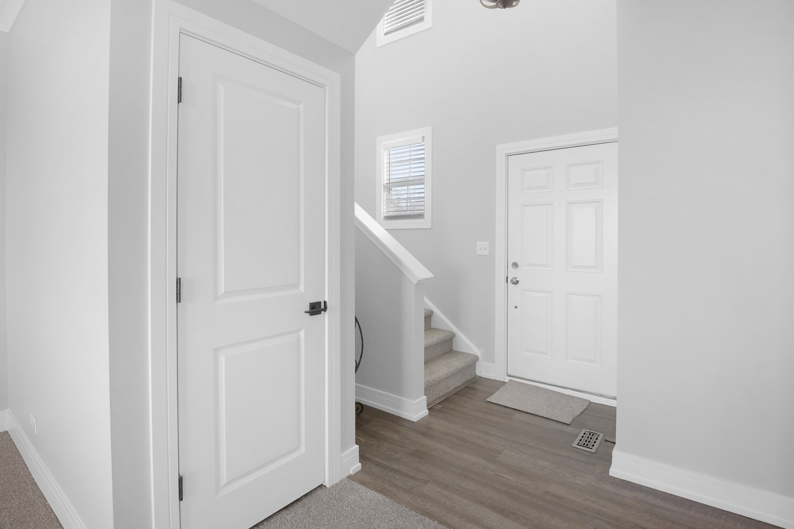 276 W Norwell Lane #276, Round Lake, IL 60073