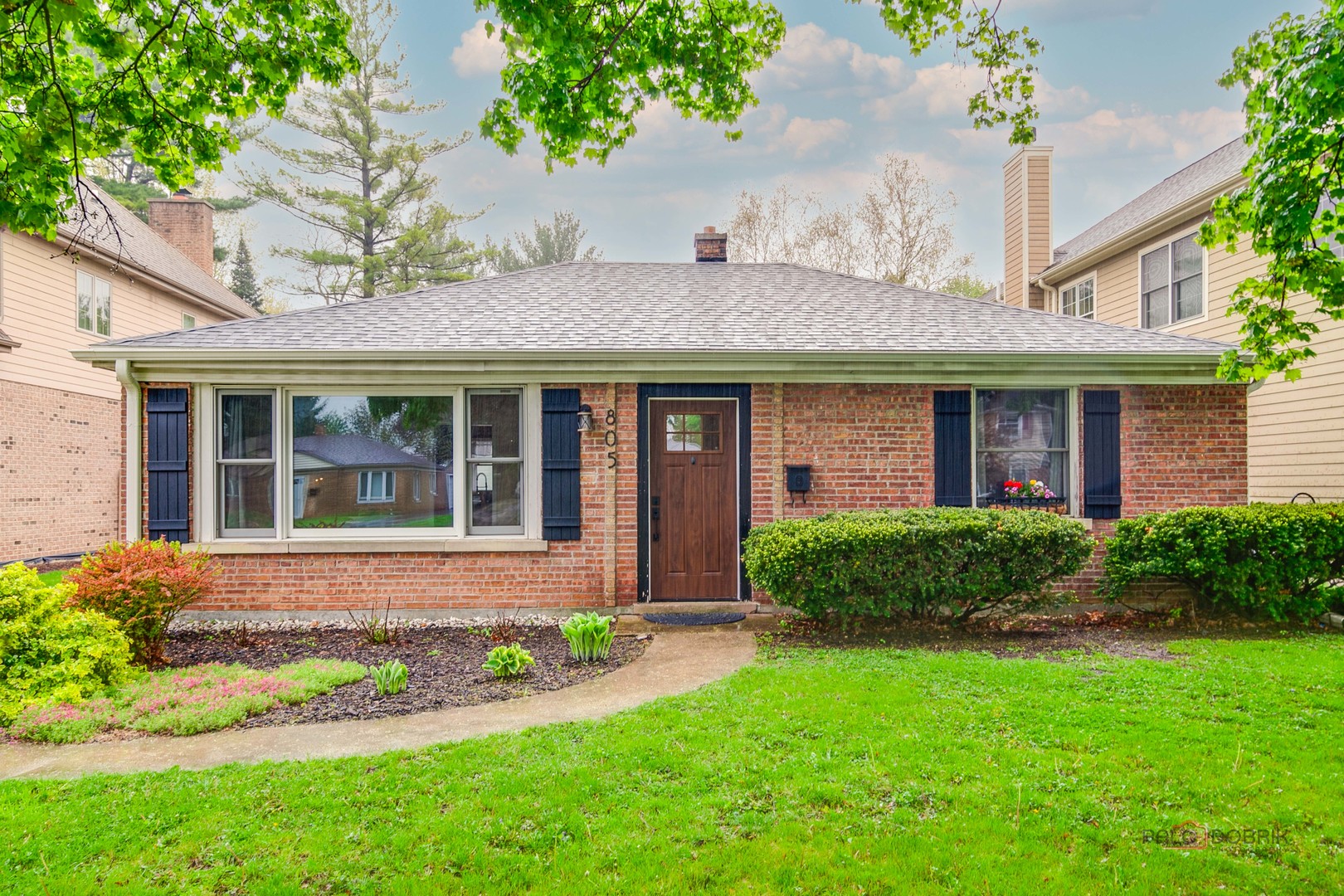 805 E Rockland Road, Libertyville, IL 60048