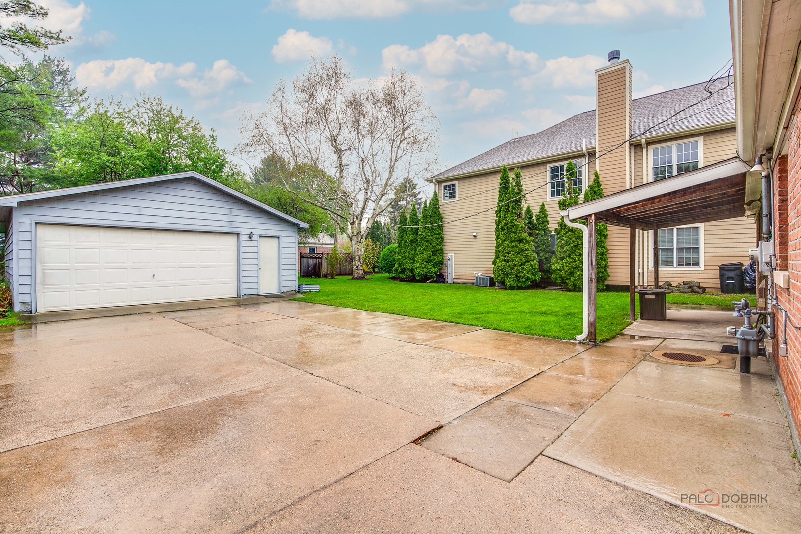 805 E Rockland Road, Libertyville, IL 60048