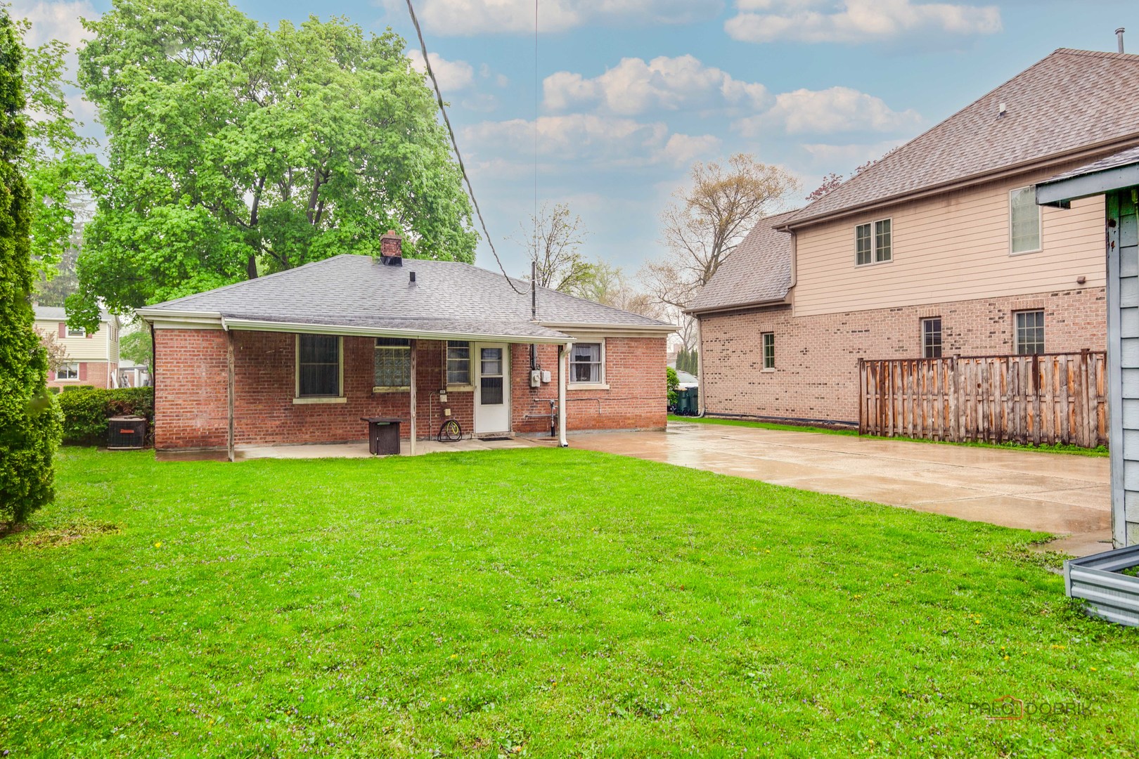 805 E Rockland Road, Libertyville, IL 60048