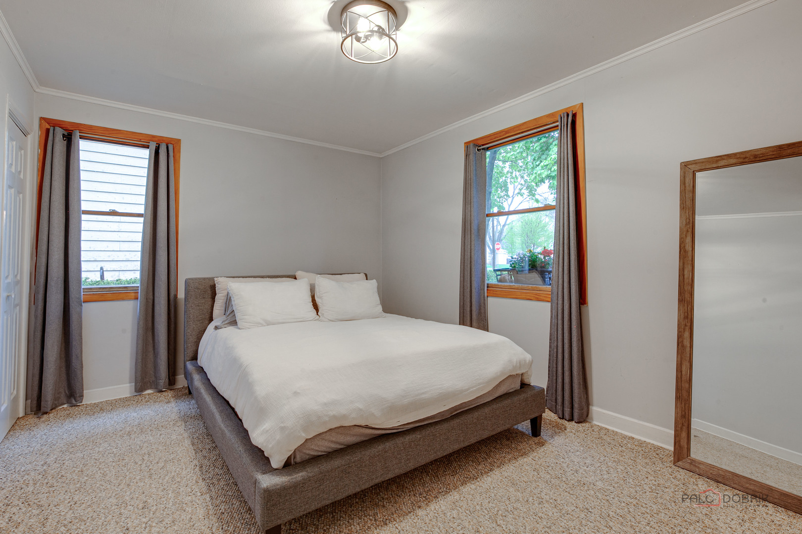 805 E Rockland Road, Libertyville, IL 60048