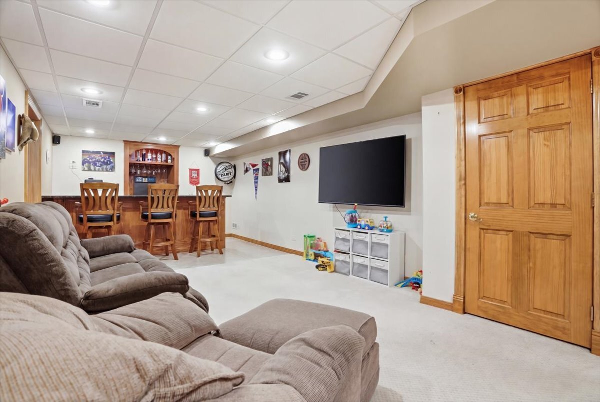 207 Briar Ridge Lane, Lake Villa, IL 60046