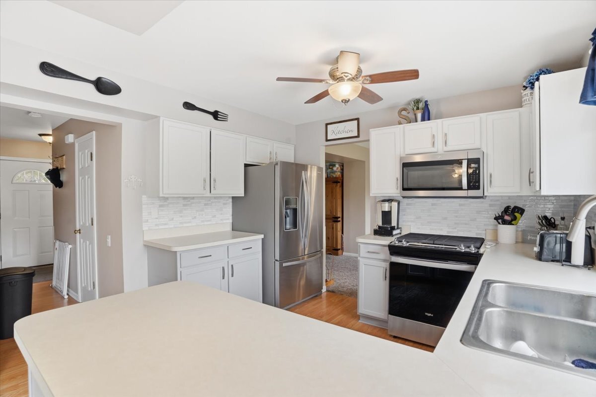 207 Briar Ridge Lane, Lake Villa, IL 60046