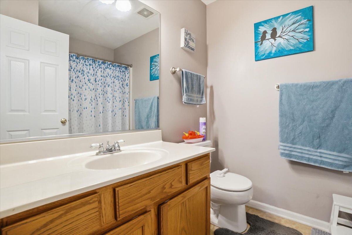 207 Briar Ridge Lane, Lake Villa, IL 60046