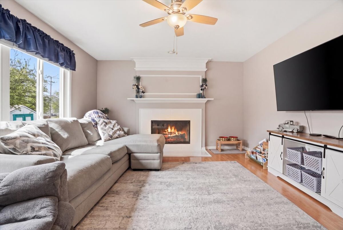 207 Briar Ridge Lane, Lake Villa, IL 60046