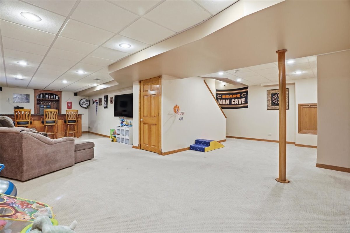 207 Briar Ridge Lane, Lake Villa, IL 60046