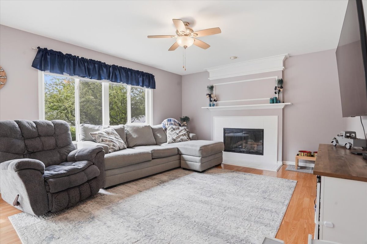 207 Briar Ridge Lane, Lake Villa, IL 60046