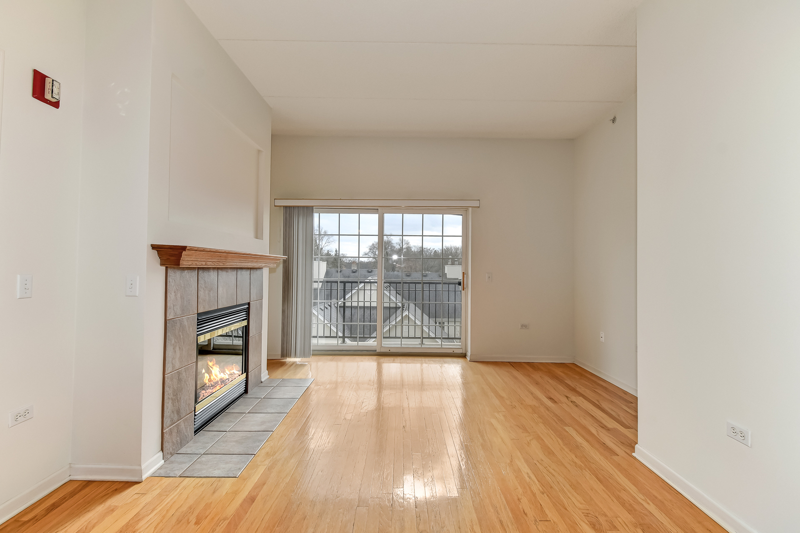 Clarendon Hills, IL 60514