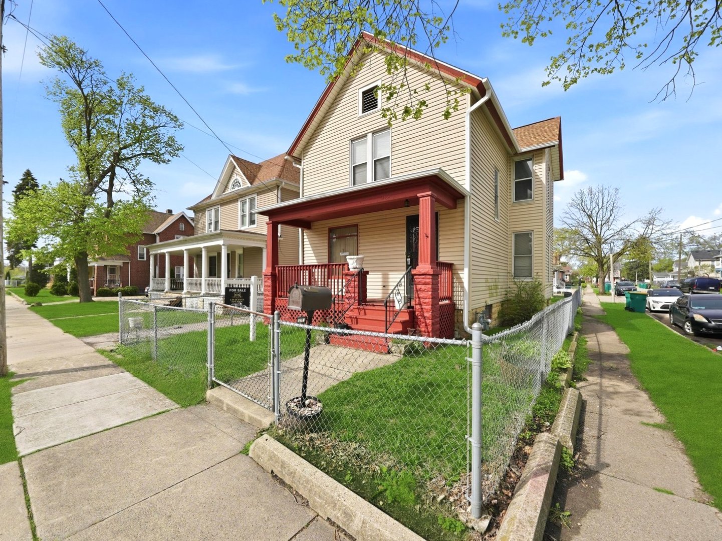 315 Richards Street, Joliet, IL 60433