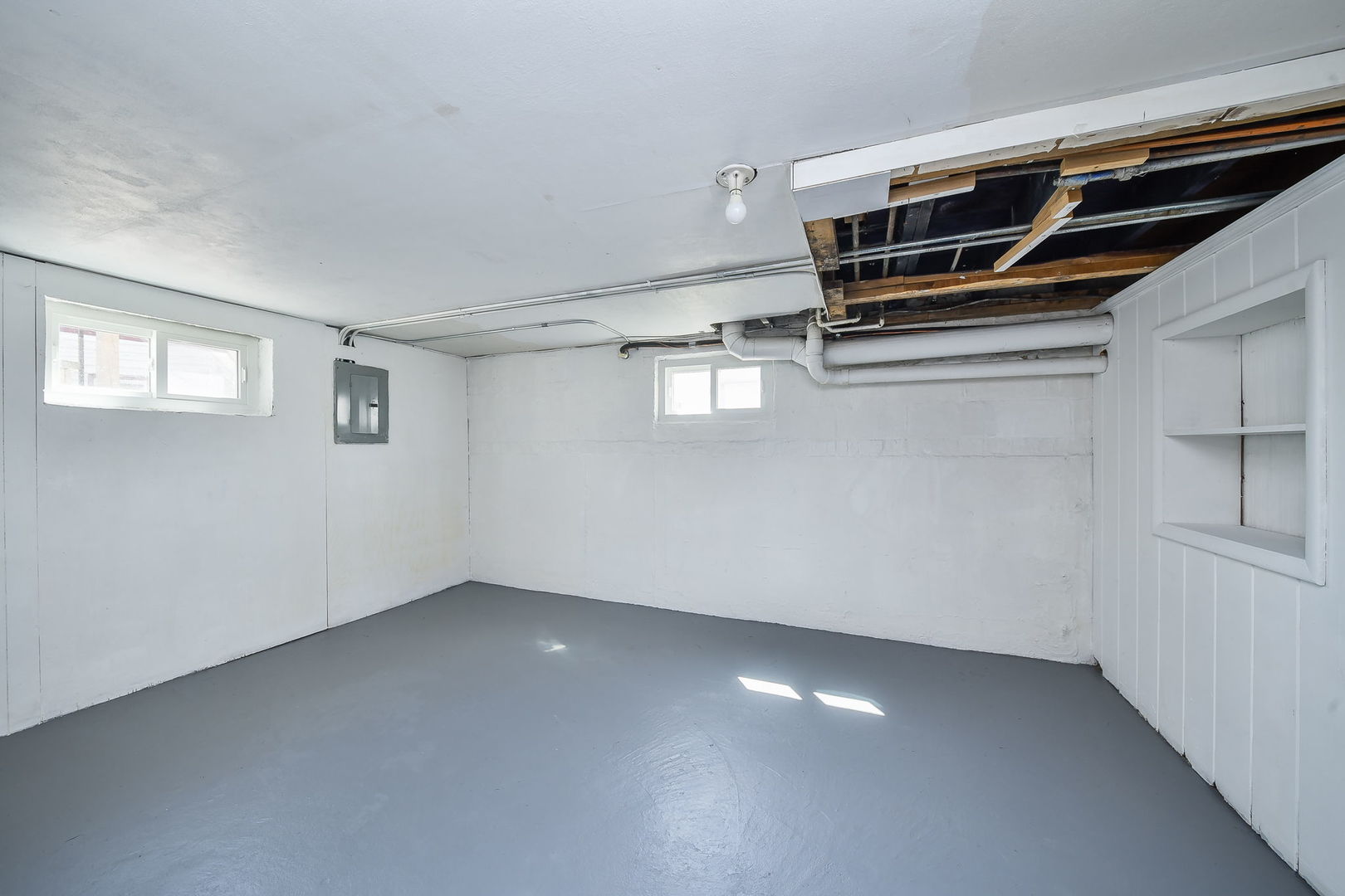 1106 Manchester Road, Wheaton, IL 60187