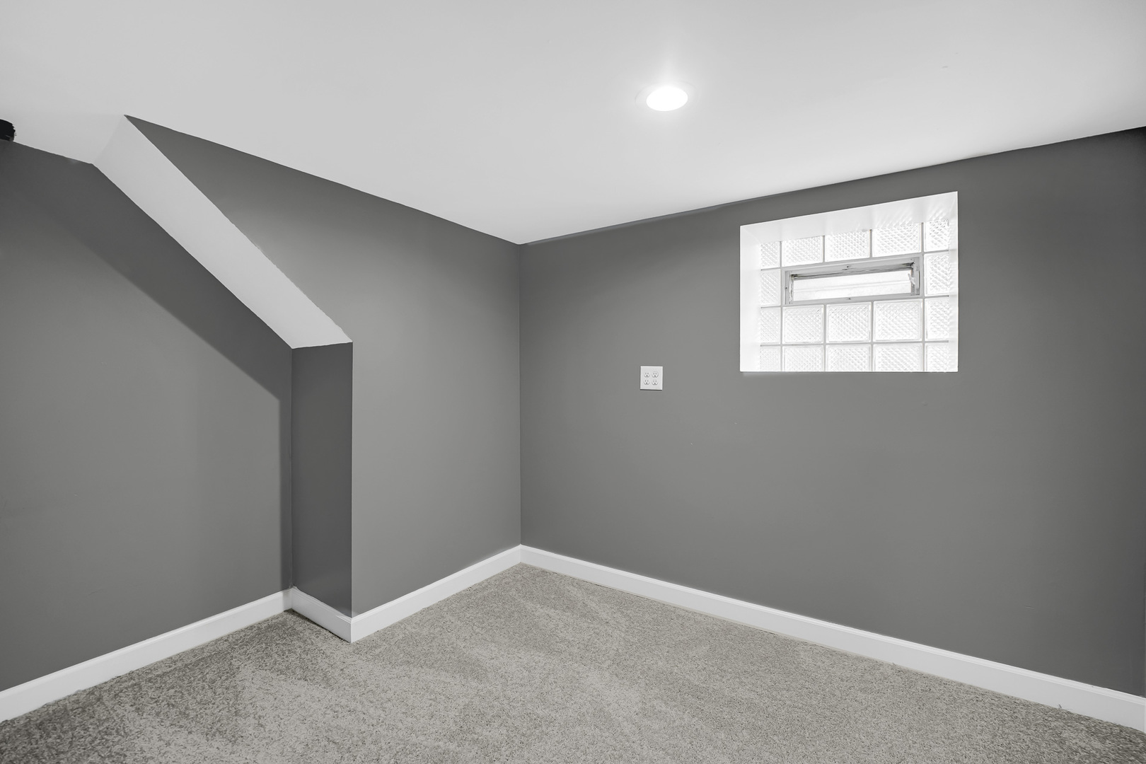 9327 S Elizabeth Street, Chicago, IL 60620