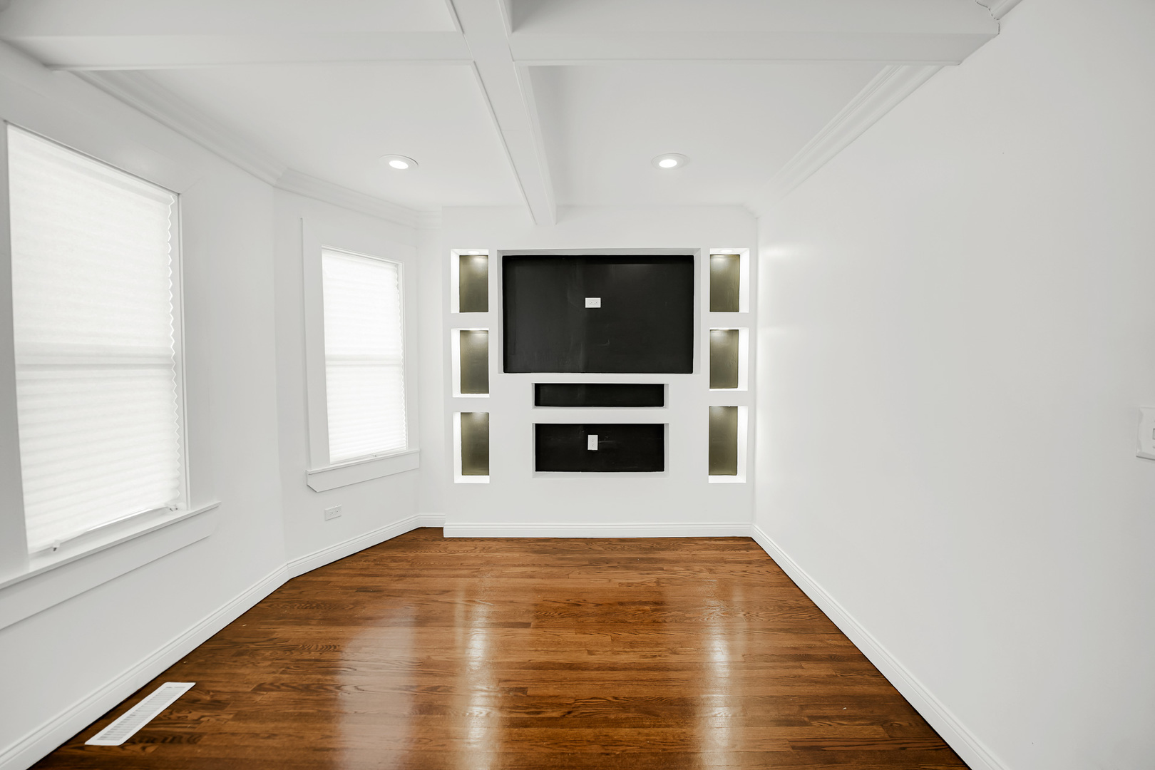 9327 S Elizabeth Street, Chicago, IL 60620