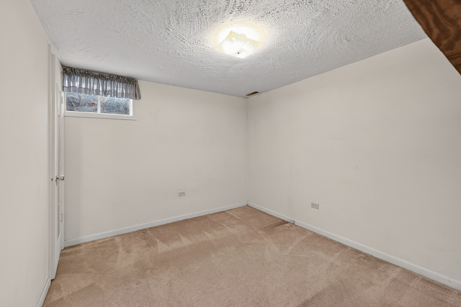 Naperville, IL 60563