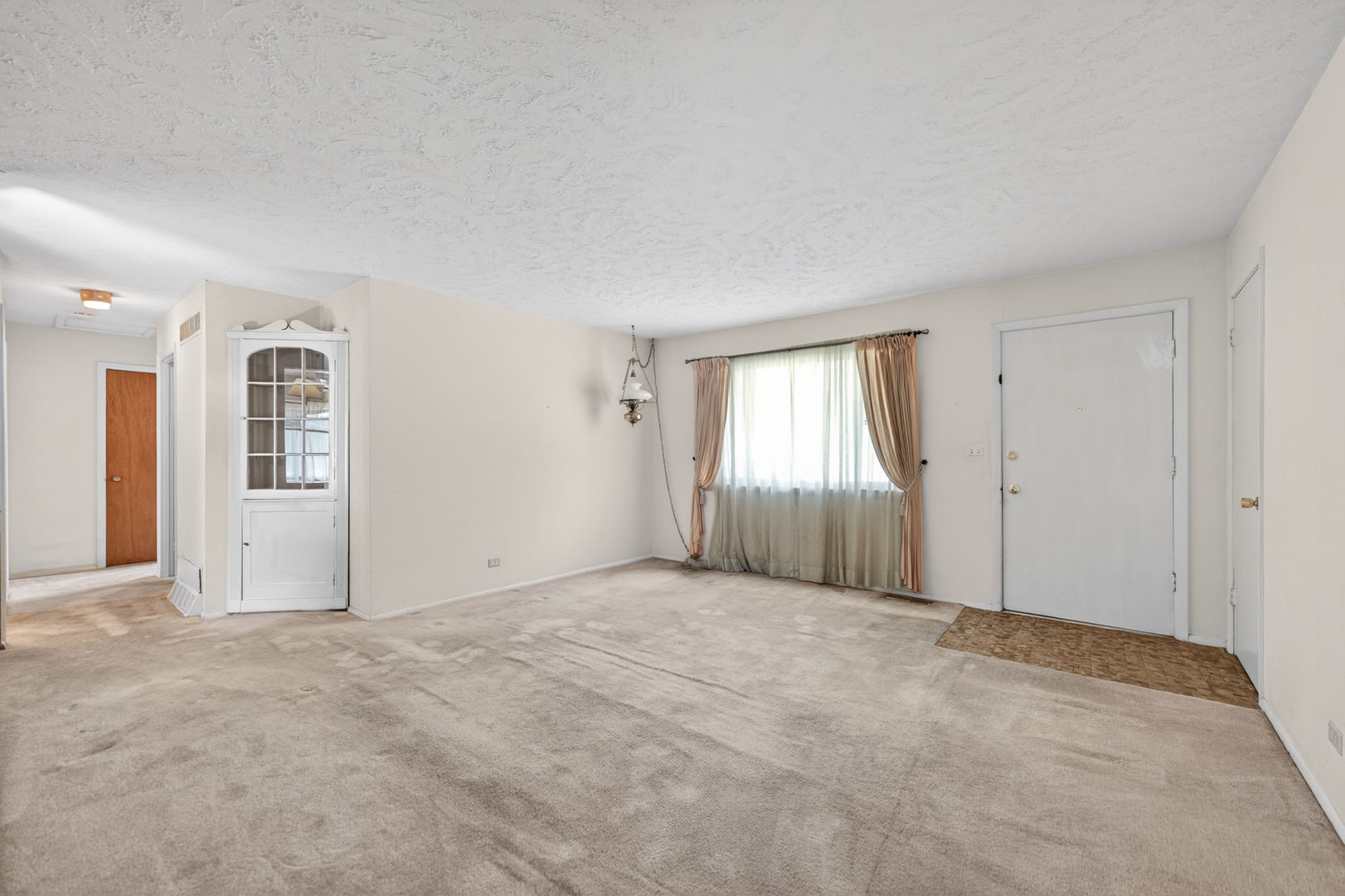 Naperville, IL 60563