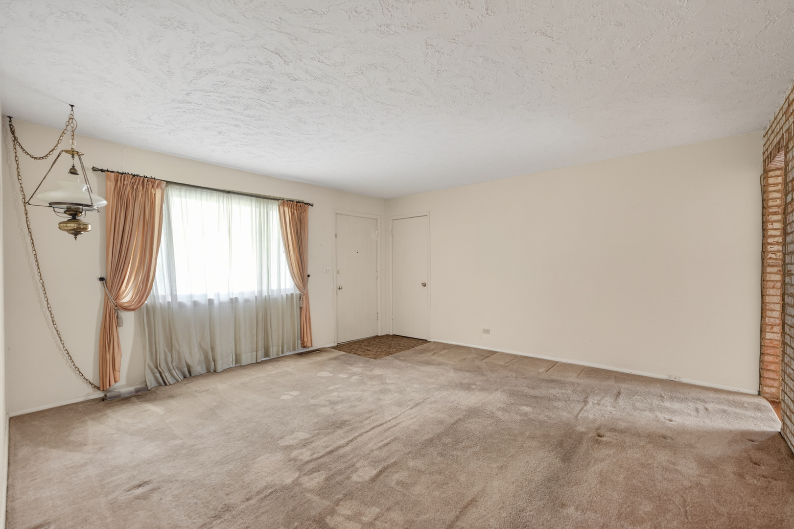 Naperville, IL 60563