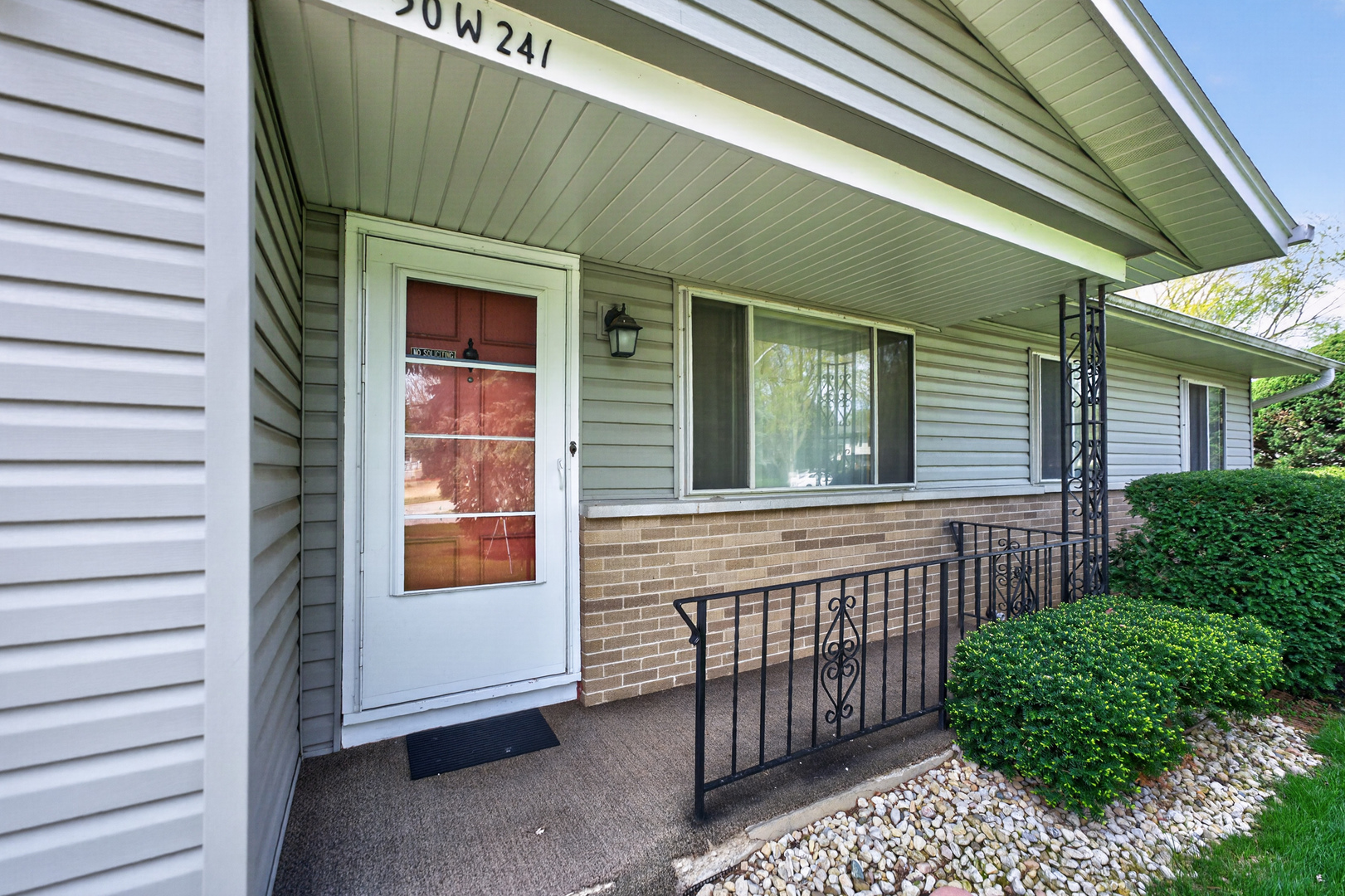 Naperville, IL 60563