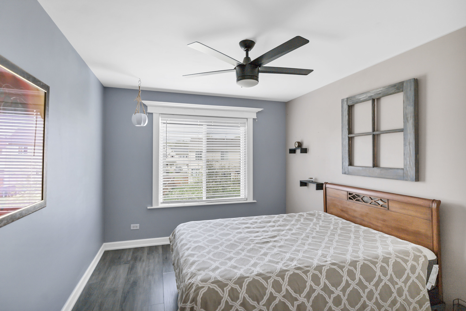 422 Westport Drive, Pingree Grove, IL 60140