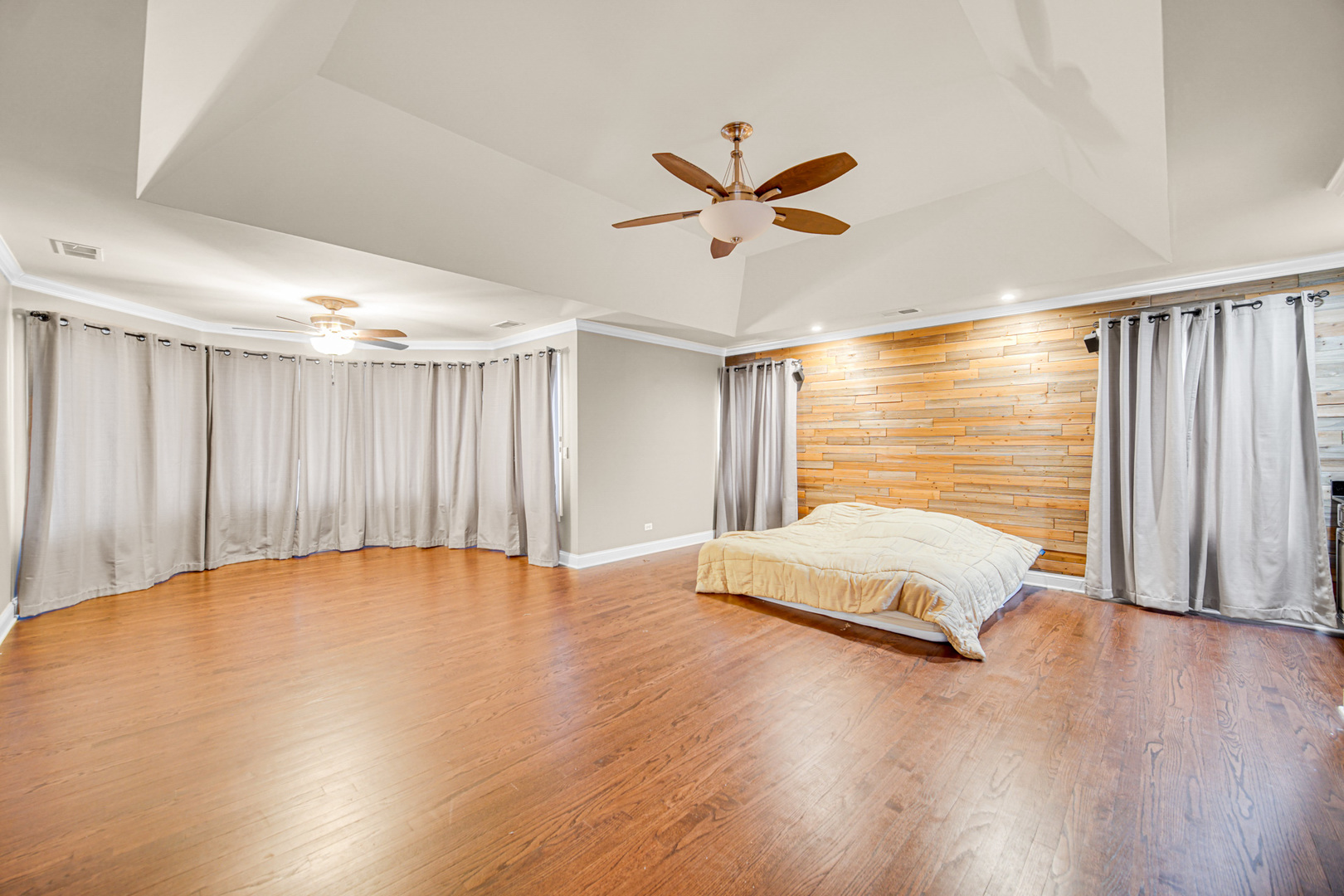 3N777 Walt Whitman Road, St. Charles, IL 60175