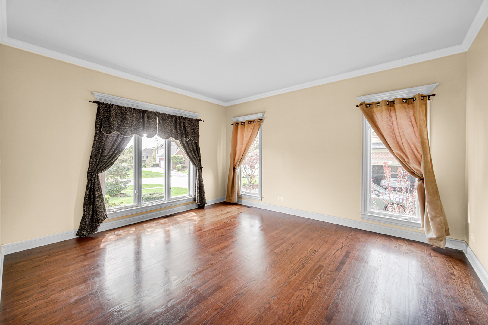 3N777 Walt Whitman Road, St. Charles, IL 60175